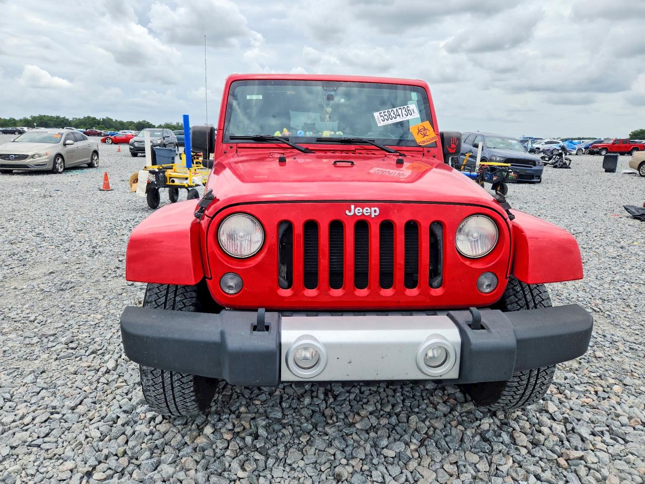 2015 Jeep Wrangler Unlimited Sahara Red vin: 1C4BJWEGXFL527971