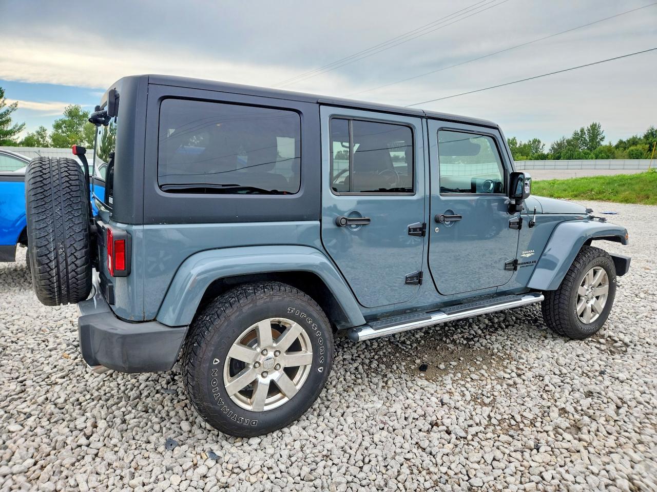 2015 Jeep Wrangler Unlimited Sahara Teal vin: 1C4BJWEGXFL561781