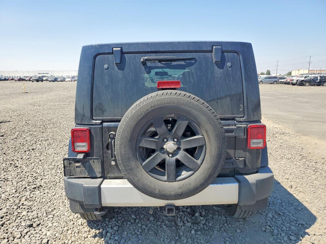 2015 Jeep Wrangler Unlimited Sahara Black vin: 1C4BJWEGXFL717575