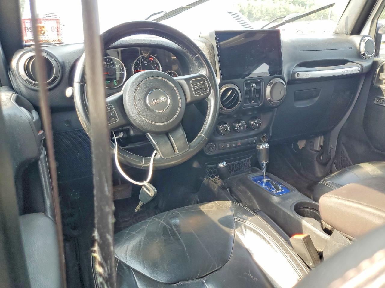 2015 Jeep Wrangler Unlimited Sahara Silver vin: 1C4BJWEGXFL744579