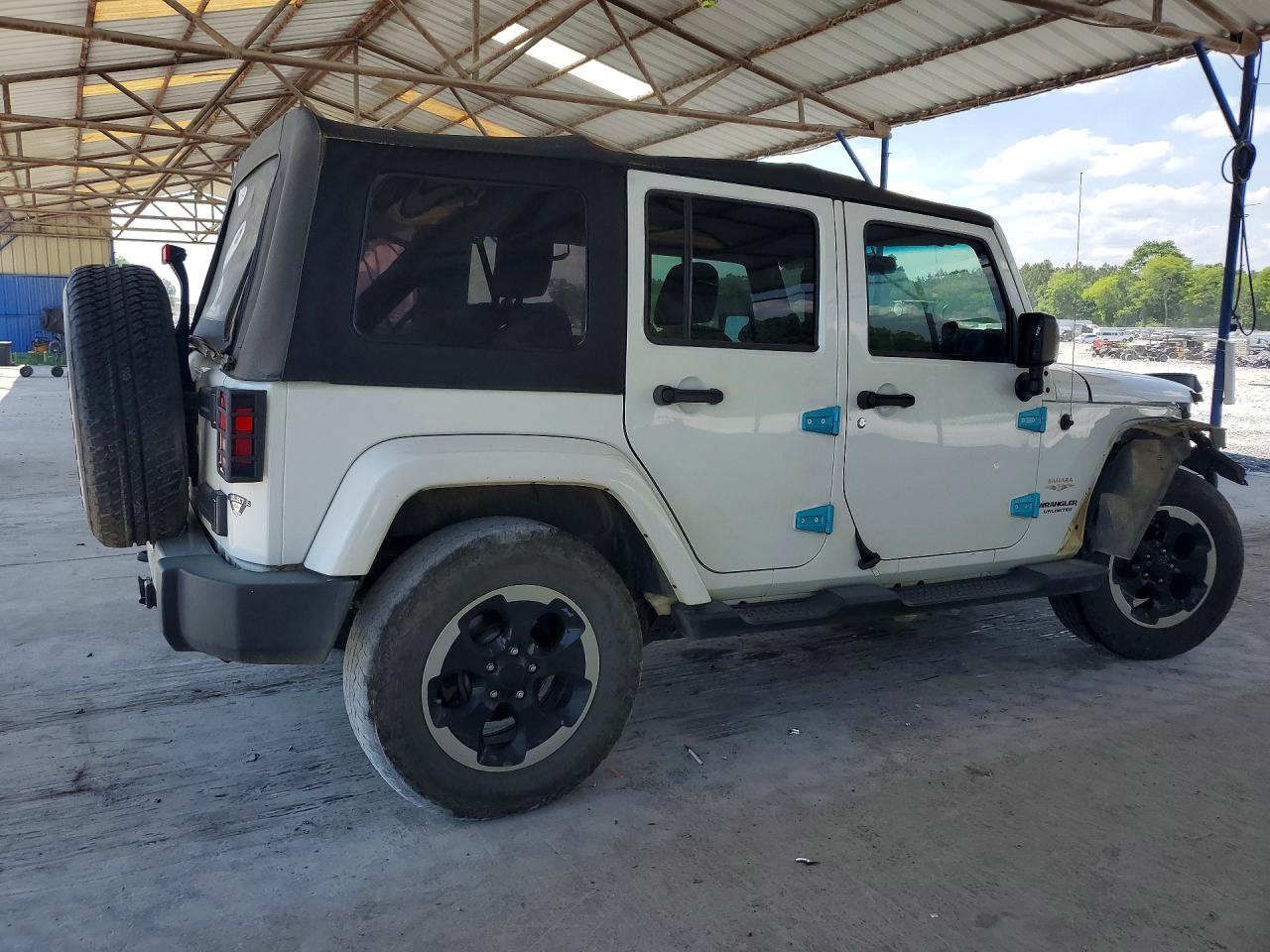2015 Jeep Wrangler Unlimited Sahara White vin: 1C4BJWEGXFL751001
