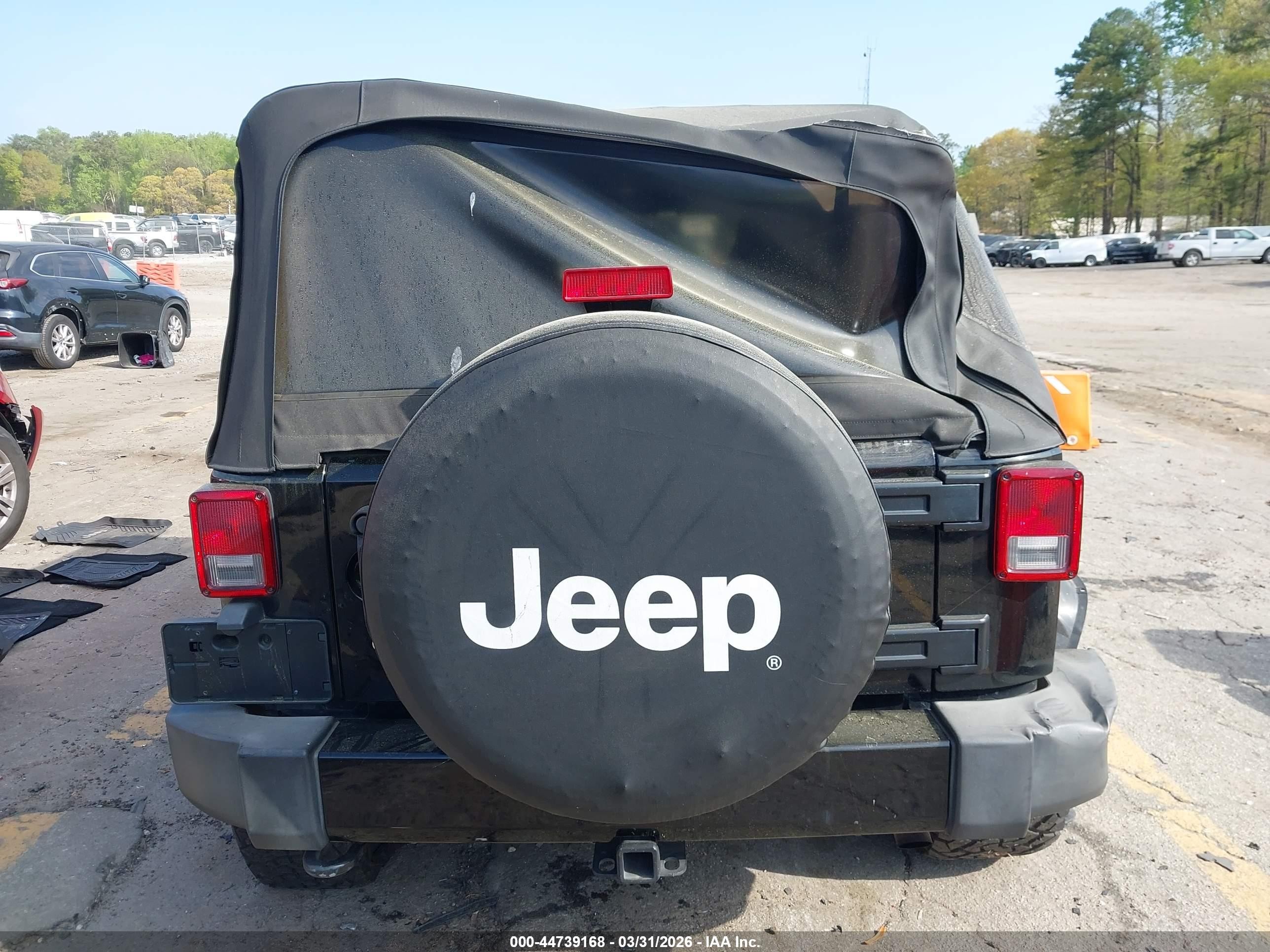 2016 Jeep Wrangler Unlimited Sahara Black vin: 1C4BJWEGXGL258551