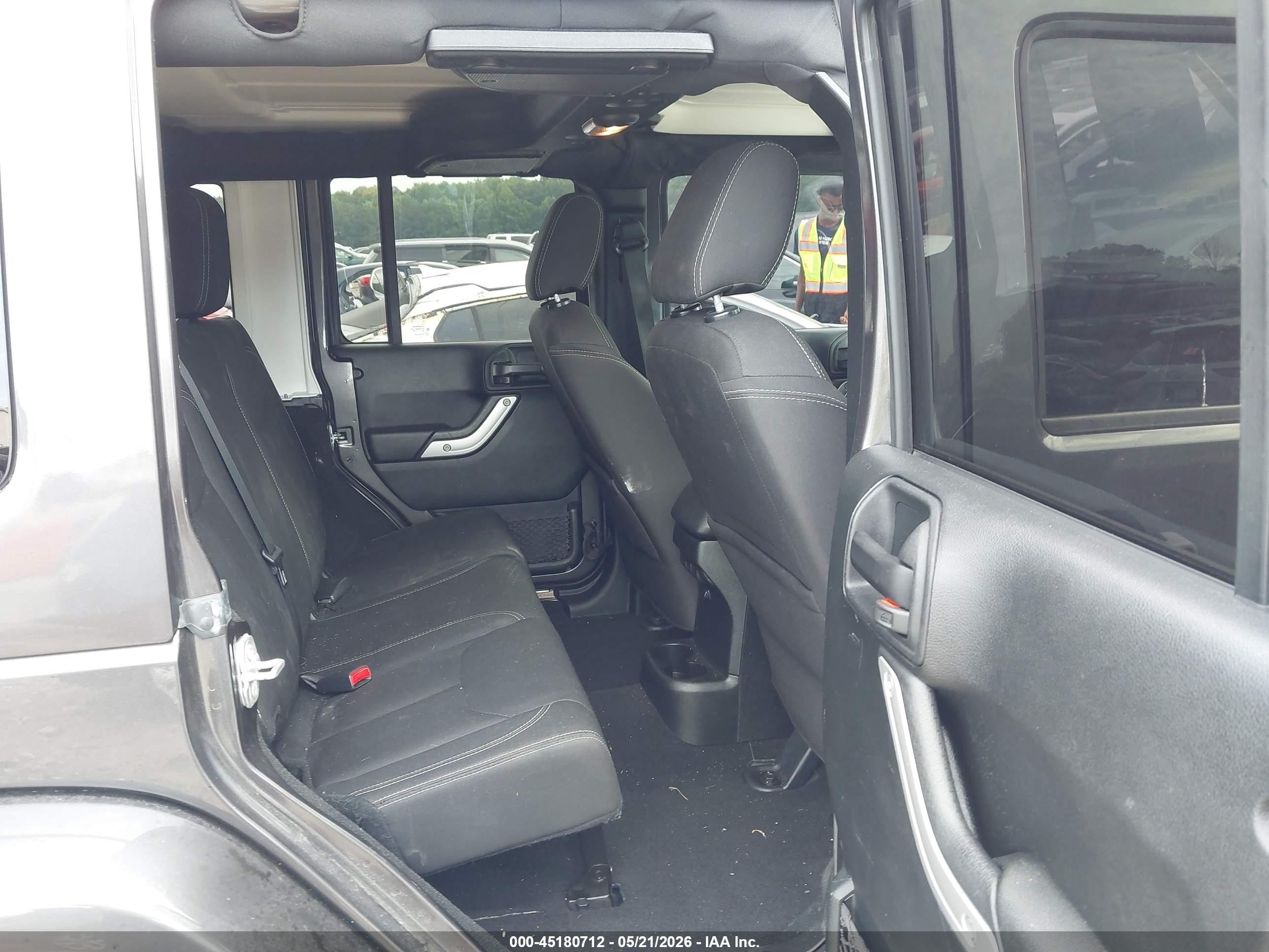 2018 Jeep Wrangler Jk Unlimited Sahara 4x4 Black vin: 1C4BJWEGXJL832167