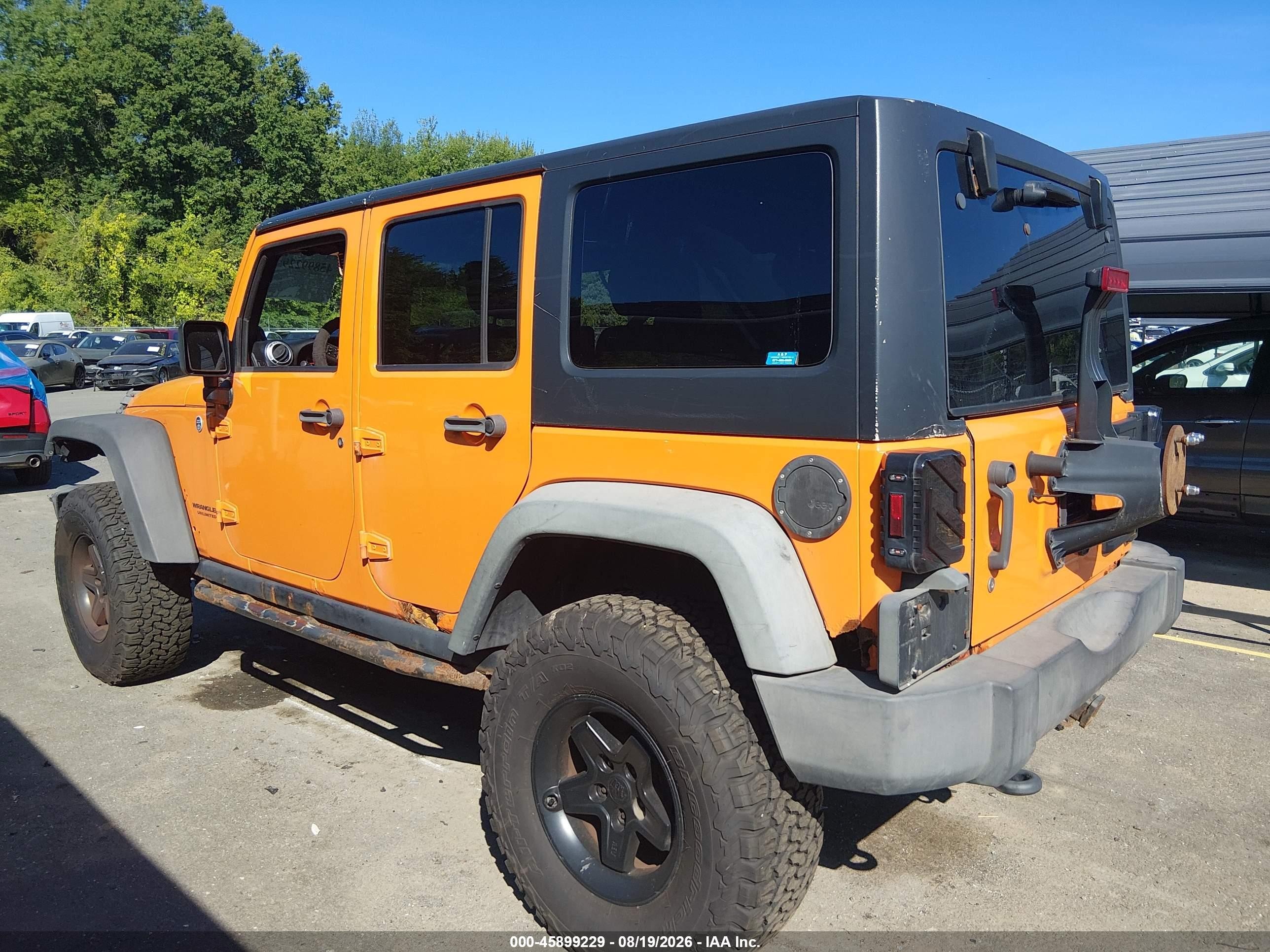 2012 Jeep Wrangler Unlimited Rubicon Orange vin: 1C4BJWFG0CL131977
