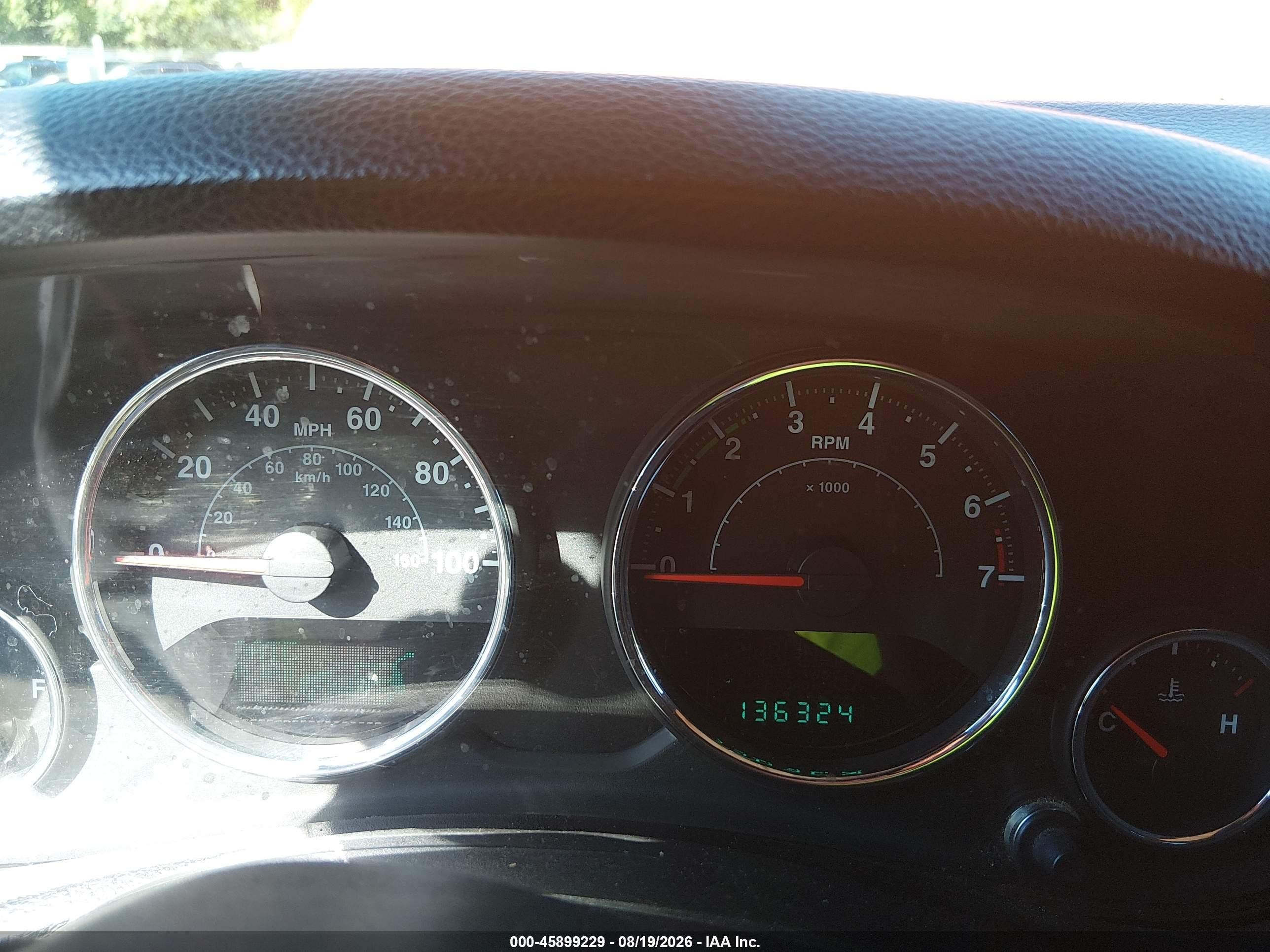 2012 Jeep Wrangler Unlimited Rubicon Orange vin: 1C4BJWFG0CL131977