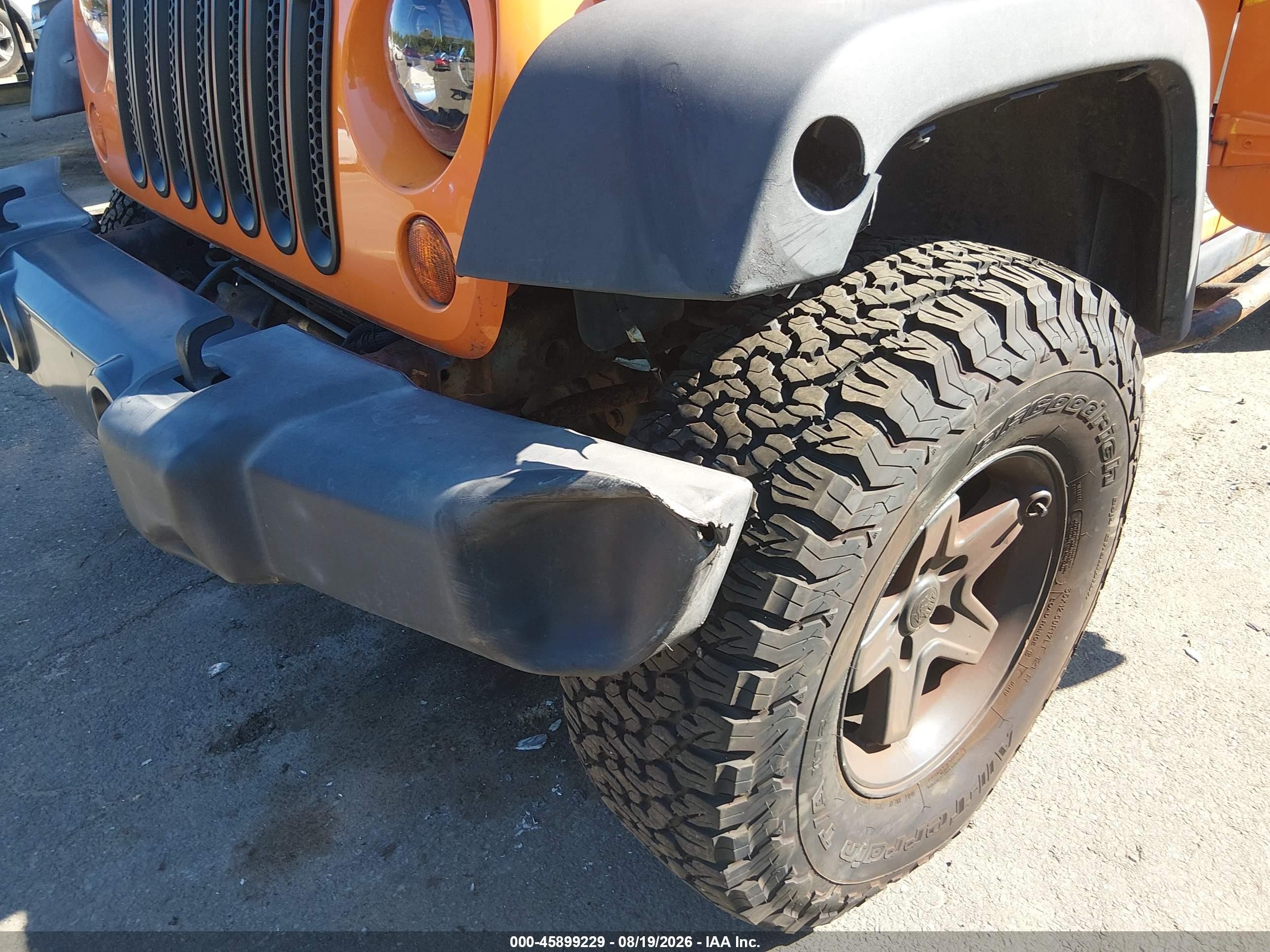 2012 Jeep Wrangler Unlimited Rubicon Orange vin: 1C4BJWFG0CL131977