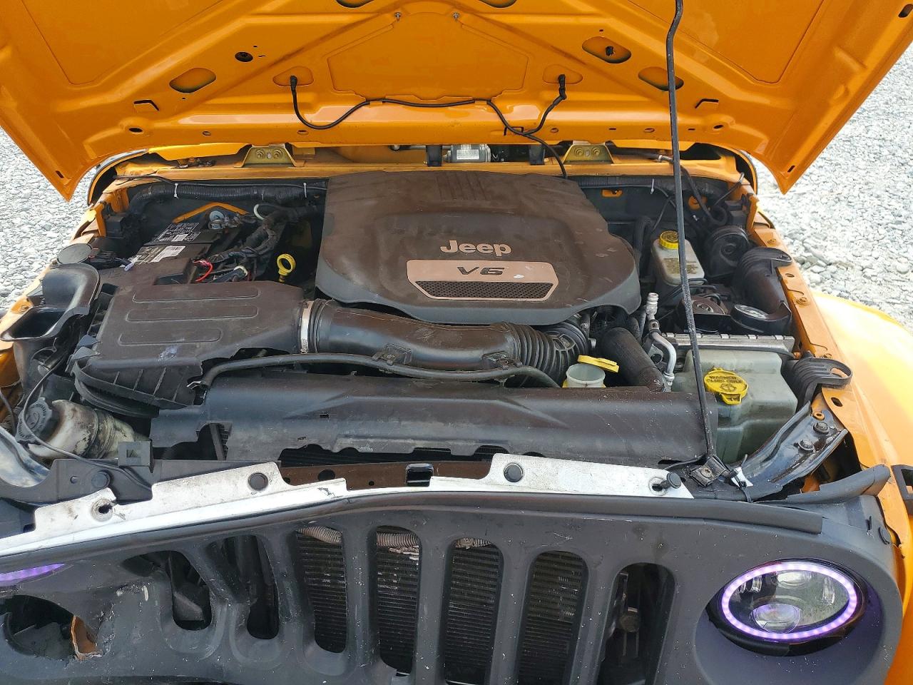 2013 Jeep Wrangler Unlimited Rubicon Оранжевый vin: 1C4BJWFG0DL513153