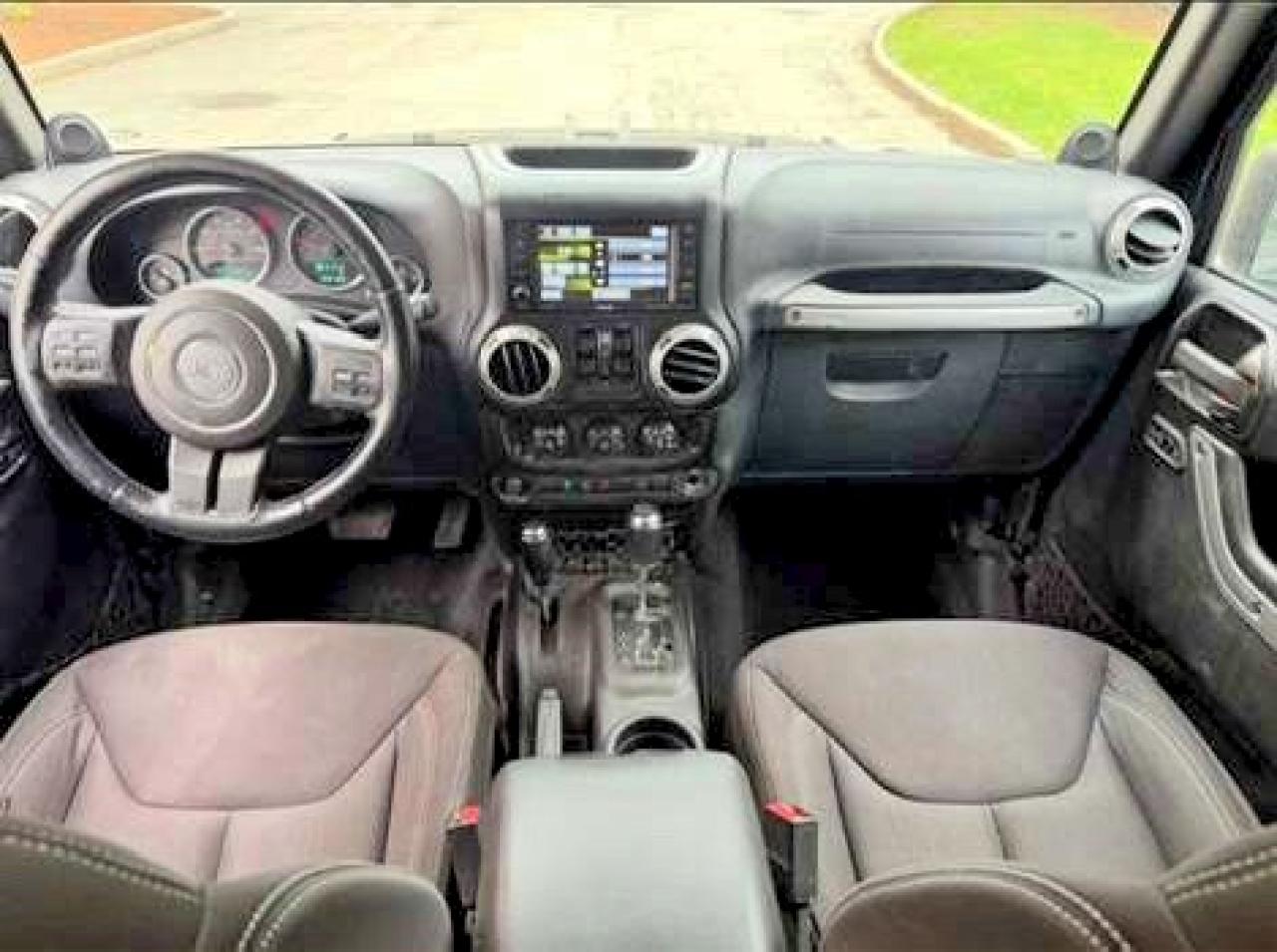 2013 Jeep Wrangler Unlimited Rubicon Black vin: 1C4BJWFG0DL516764