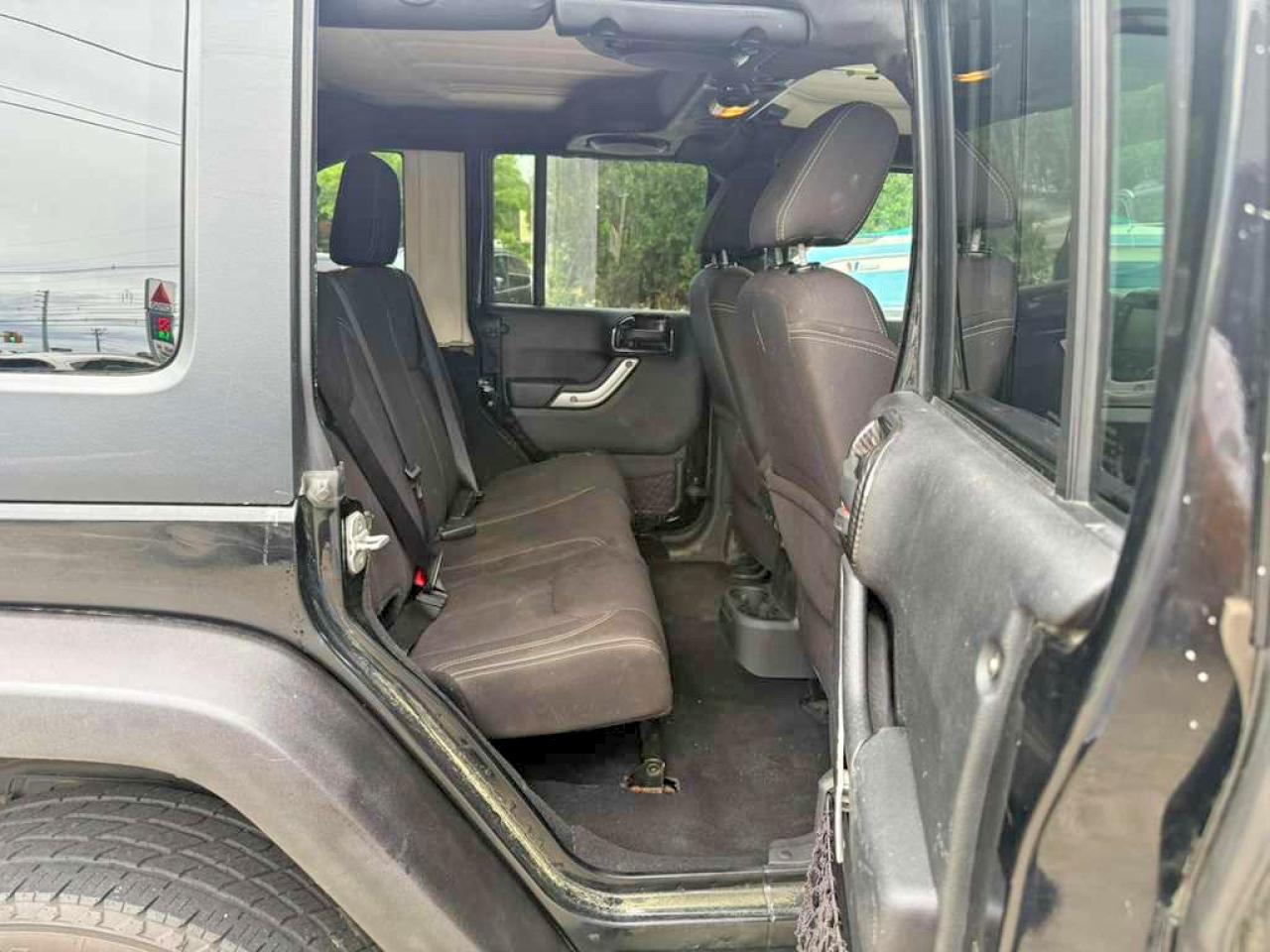 2013 Jeep Wrangler Unlimited Rubicon Black vin: 1C4BJWFG0DL516764