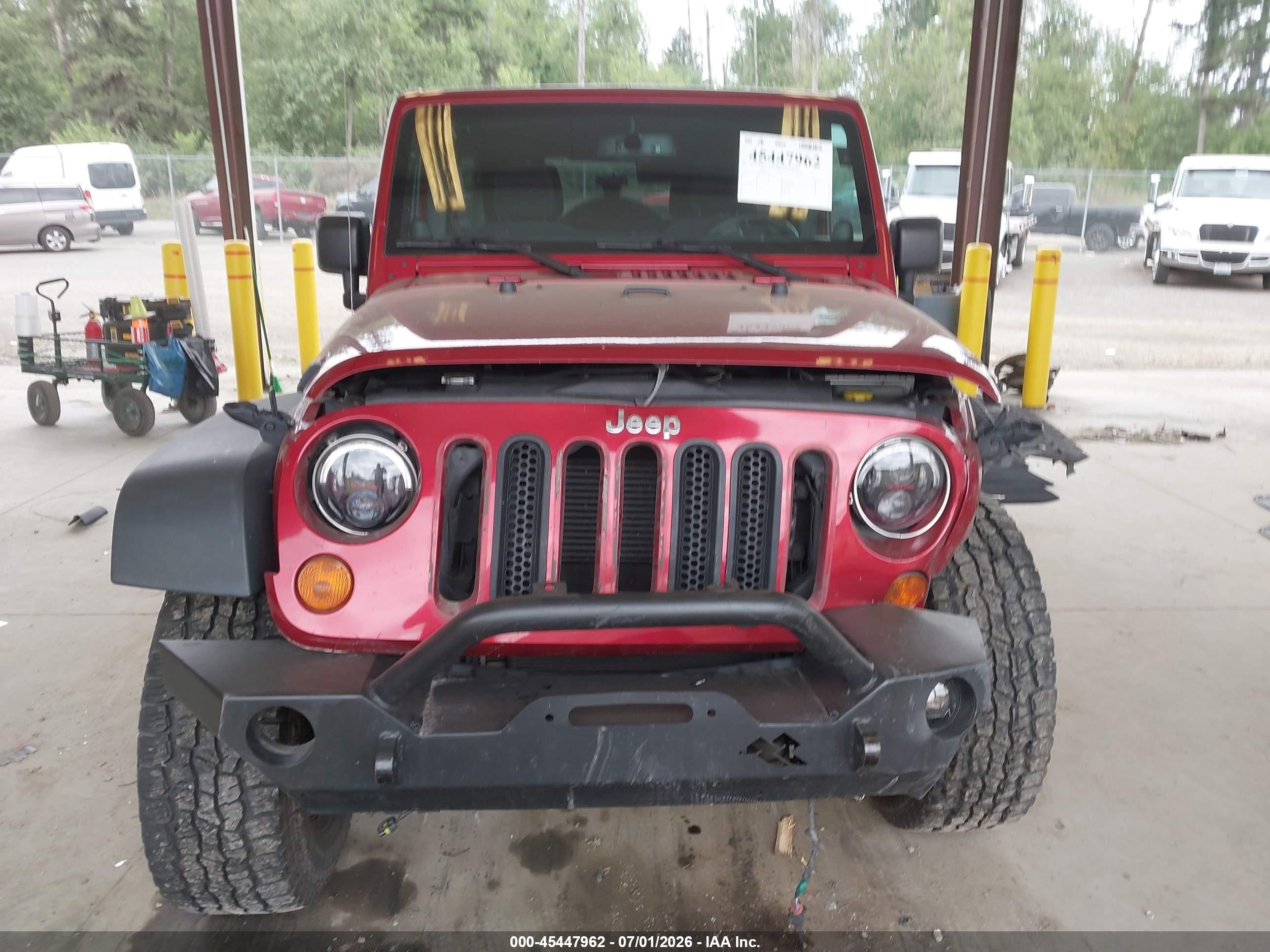 2013 Jeep Wrangler Unlimited Rubicon Red vin: 1C4BJWFG0DL607758