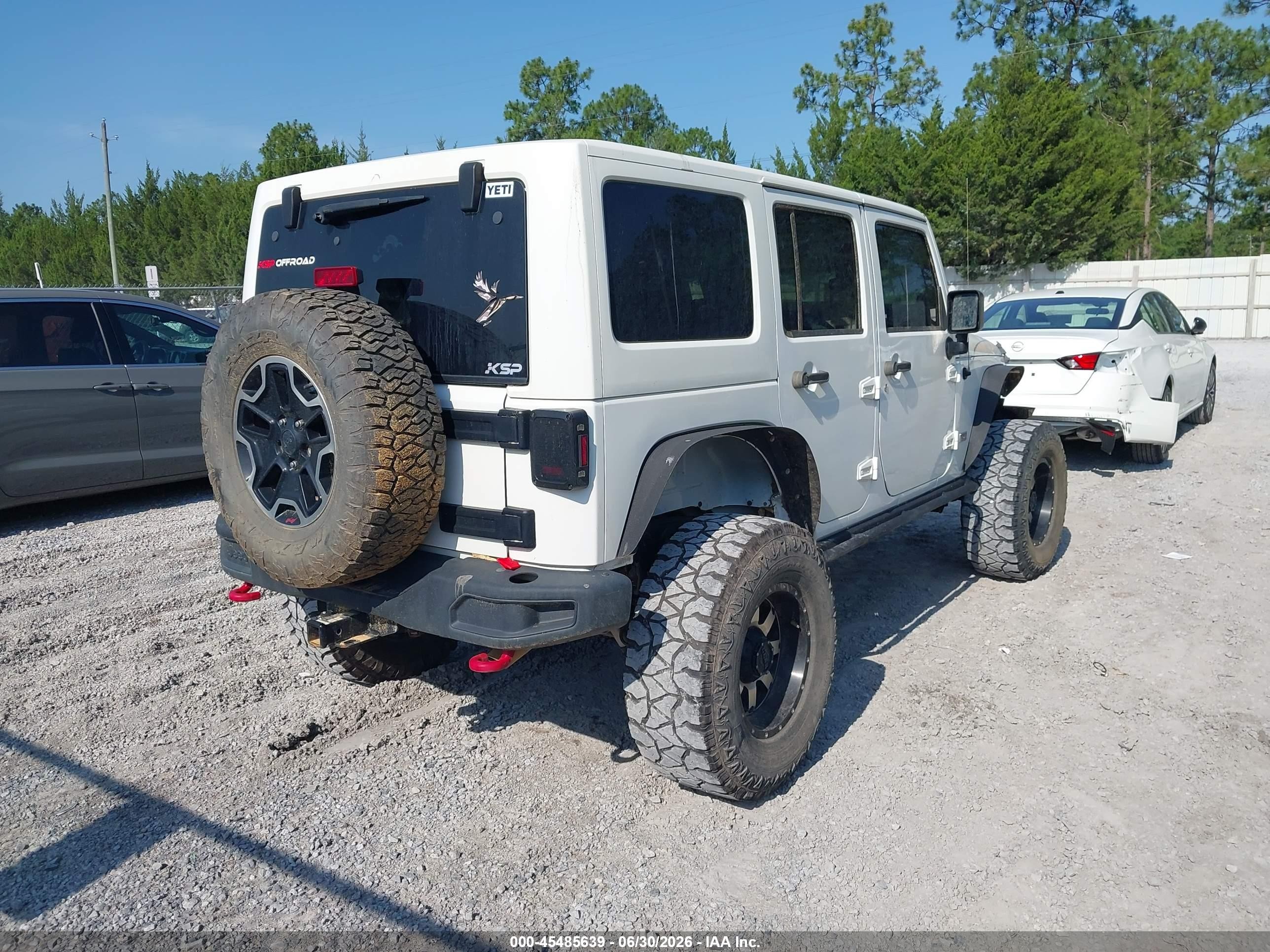 2013 Jeep Wrangler Unlimited Rubicon 10th Anniversary White vin: 1C4BJWFG0DL664087