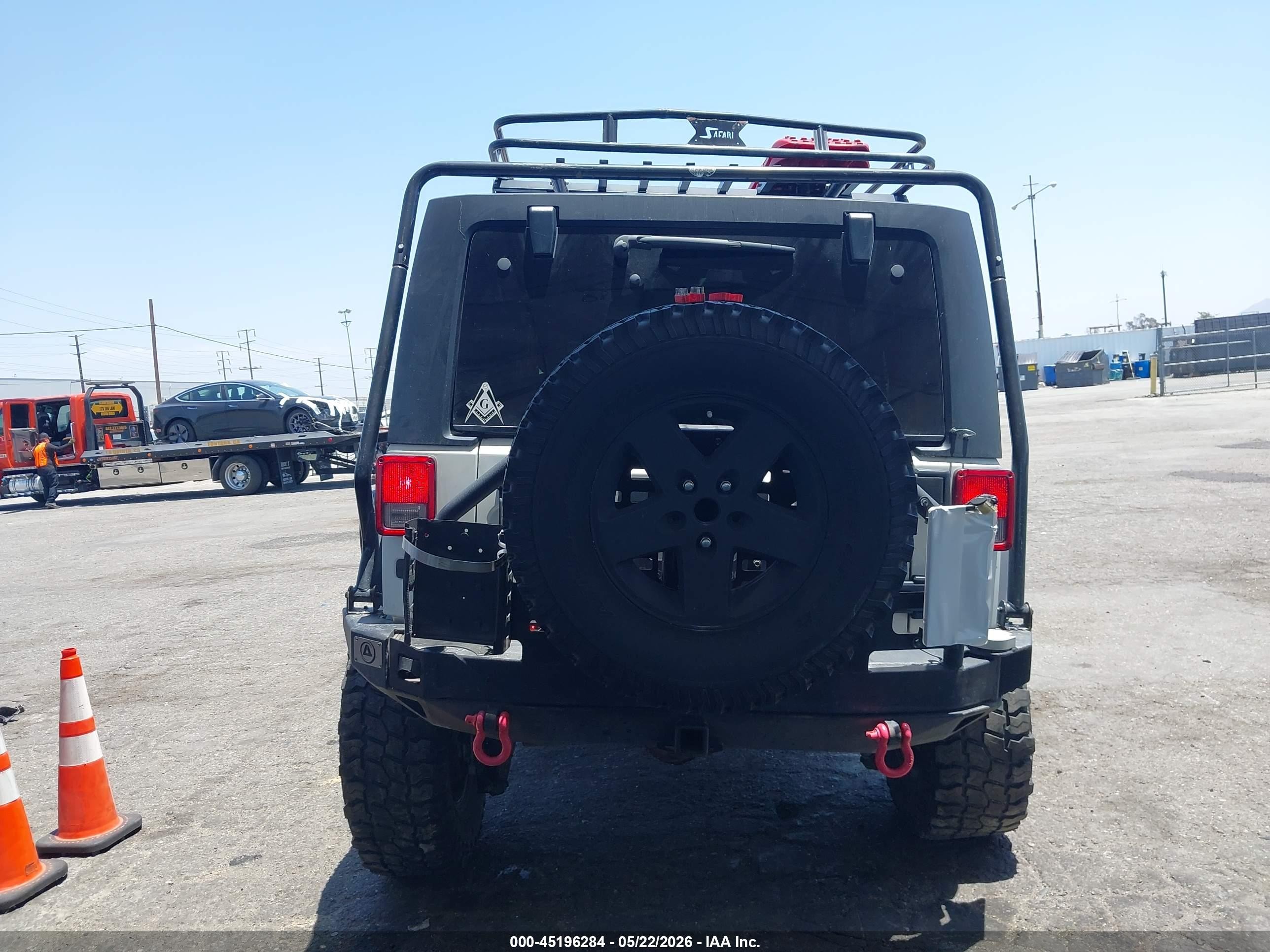 2013 Jeep Wrangler Unlimited Rubicon 10th Anniversary White vin: 1C4BJWFG0DL691225