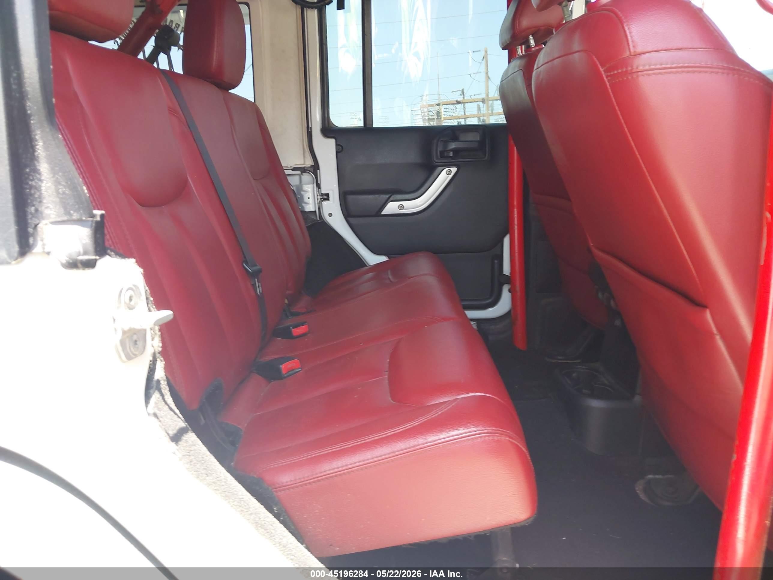2013 Jeep Wrangler Unlimited Rubicon 10th Anniversary White vin: 1C4BJWFG0DL691225