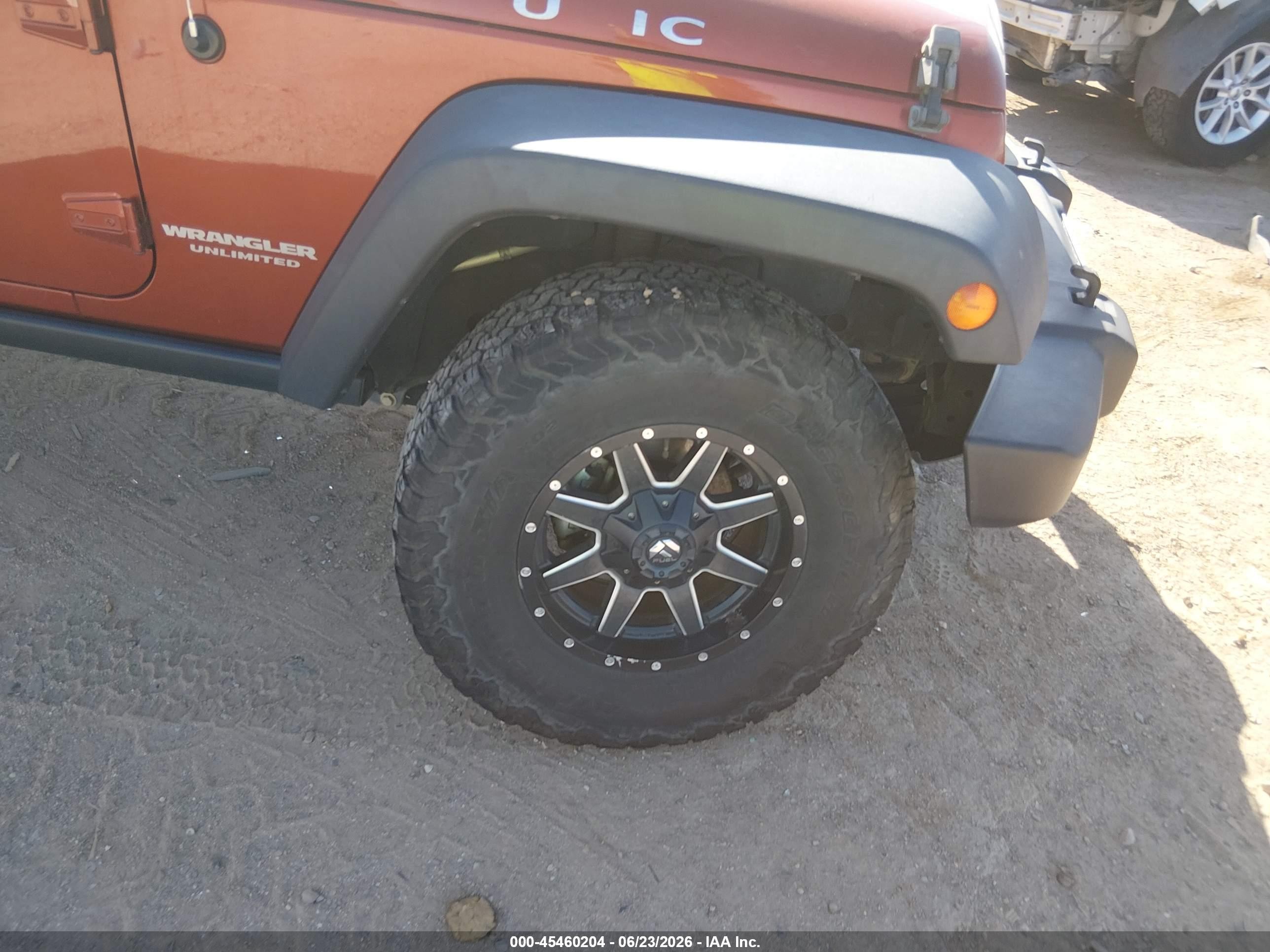 2014 Jeep Wrangler Unlimited Rubicon Orange vin: 1C4BJWFG0EL170331