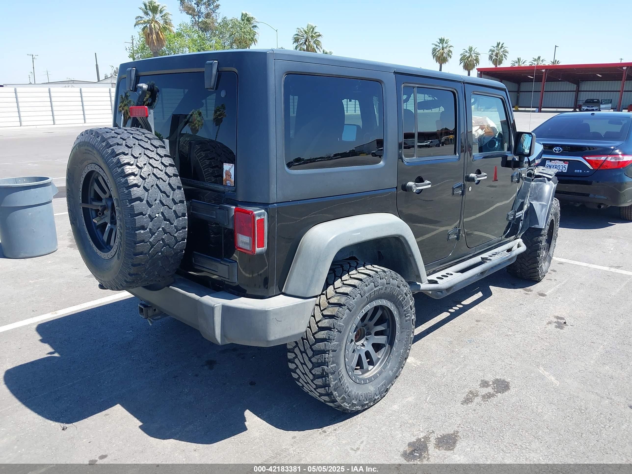 2014 Jeep Wrangler Unlimited Rubicon Black vin: 1C4BJWFG0EL246503