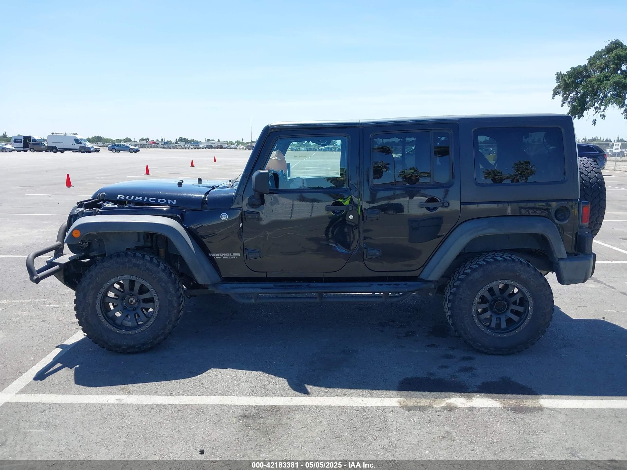 2014 Jeep Wrangler Unlimited Rubicon Black vin: 1C4BJWFG0EL246503