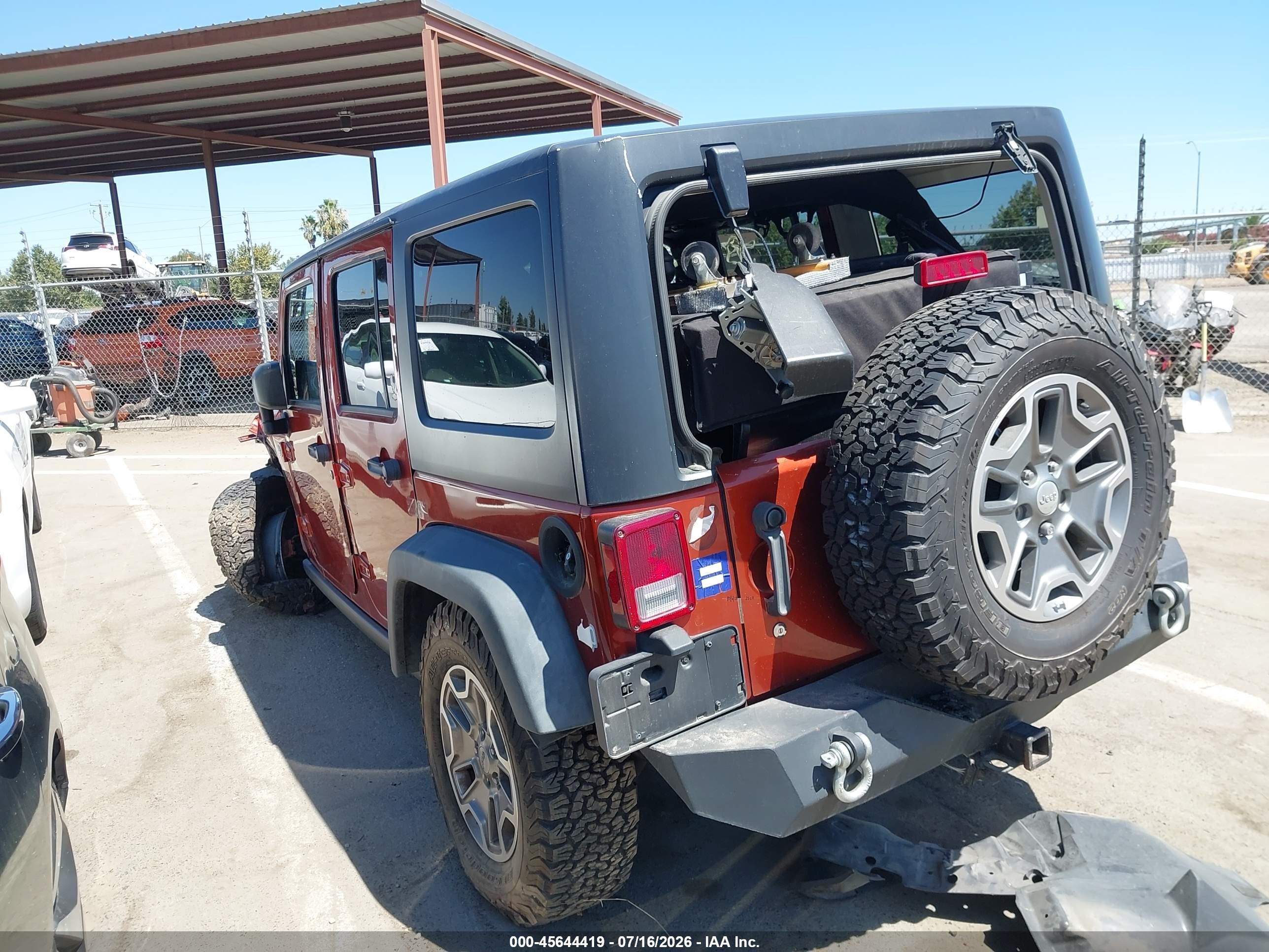 2014 Jeep Wrangler Unlimited Rubicon Orange vin: 1C4BJWFG0EL303363