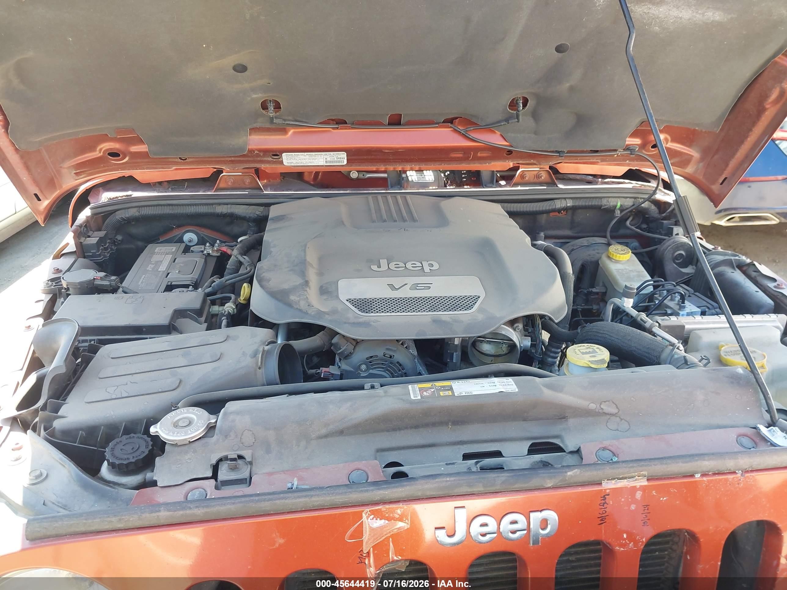 2014 Jeep Wrangler Unlimited Rubicon Orange vin: 1C4BJWFG0EL303363