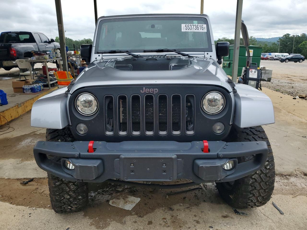 2018 Jeep Wrangler Unlimited Rubicon Silver vin: 1C4BJWFG0JL821922