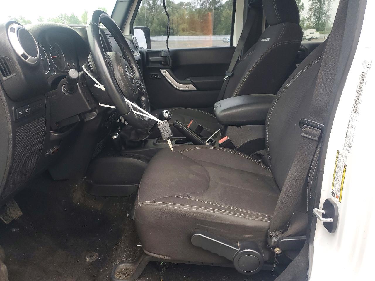 2014 Jeep Wrangler Unlimited Rubicon White vin: 1C4BJWFG1EL173500