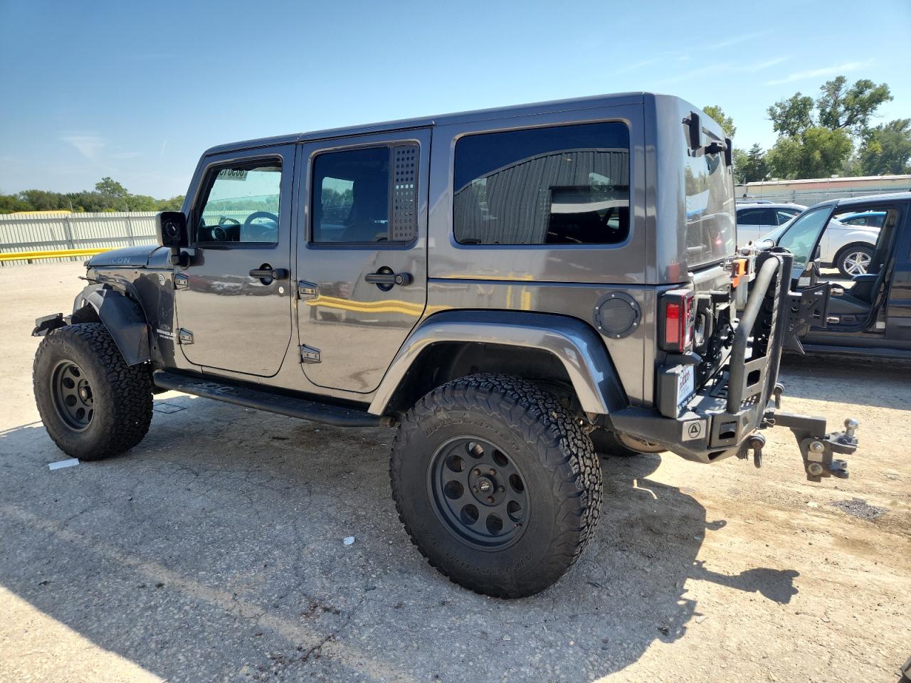 2014 Jeep Wrangler Unlimited Rubicon Gray vin: 1C4BJWFG1EL285780