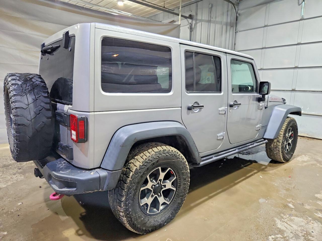 2015 Jeep Wrangler Unlimited Rubicon Gray vin: 1C4BJWFG1FL726048