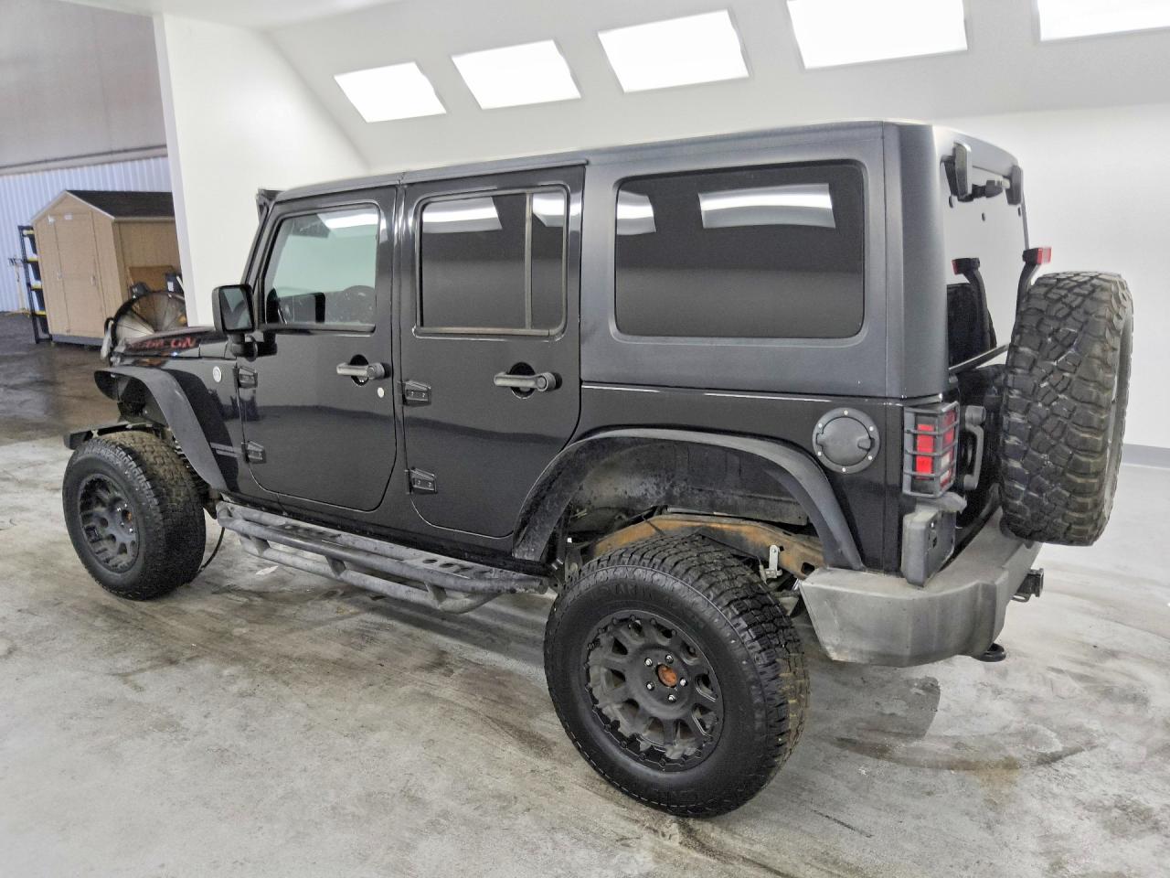 2013 Jeep Wrangler Unlimited Rubicon Black vin: 1C4BJWFG2DL699603