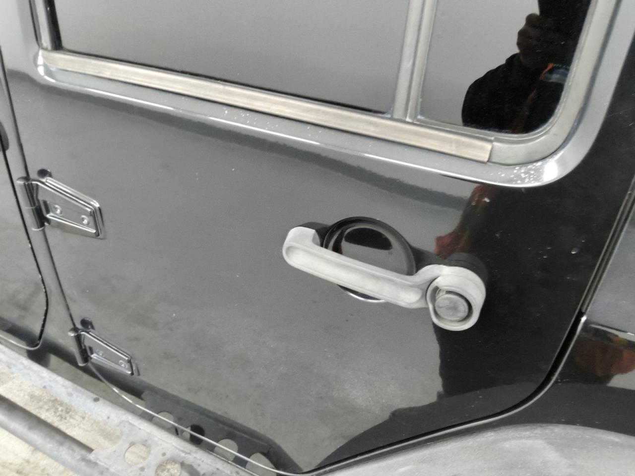 2013 Jeep Wrangler Unlimited Rubicon Black vin: 1C4BJWFG2DL699603 Damage: Left Rear Door, Chipped, 2