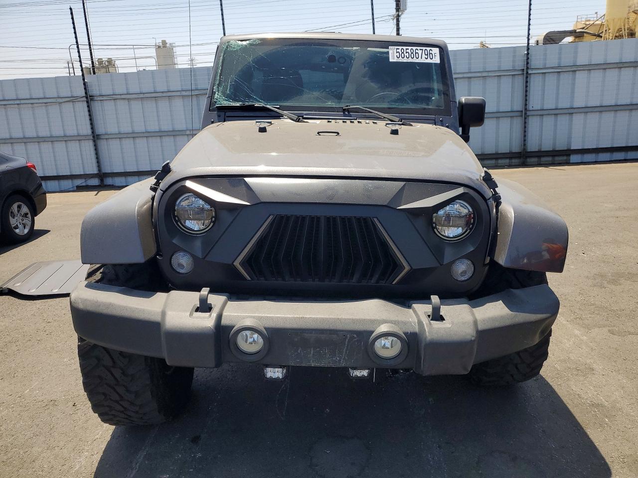 2014 Jeep Wrangler Gray vin: 1C4BJWFG2EL256742