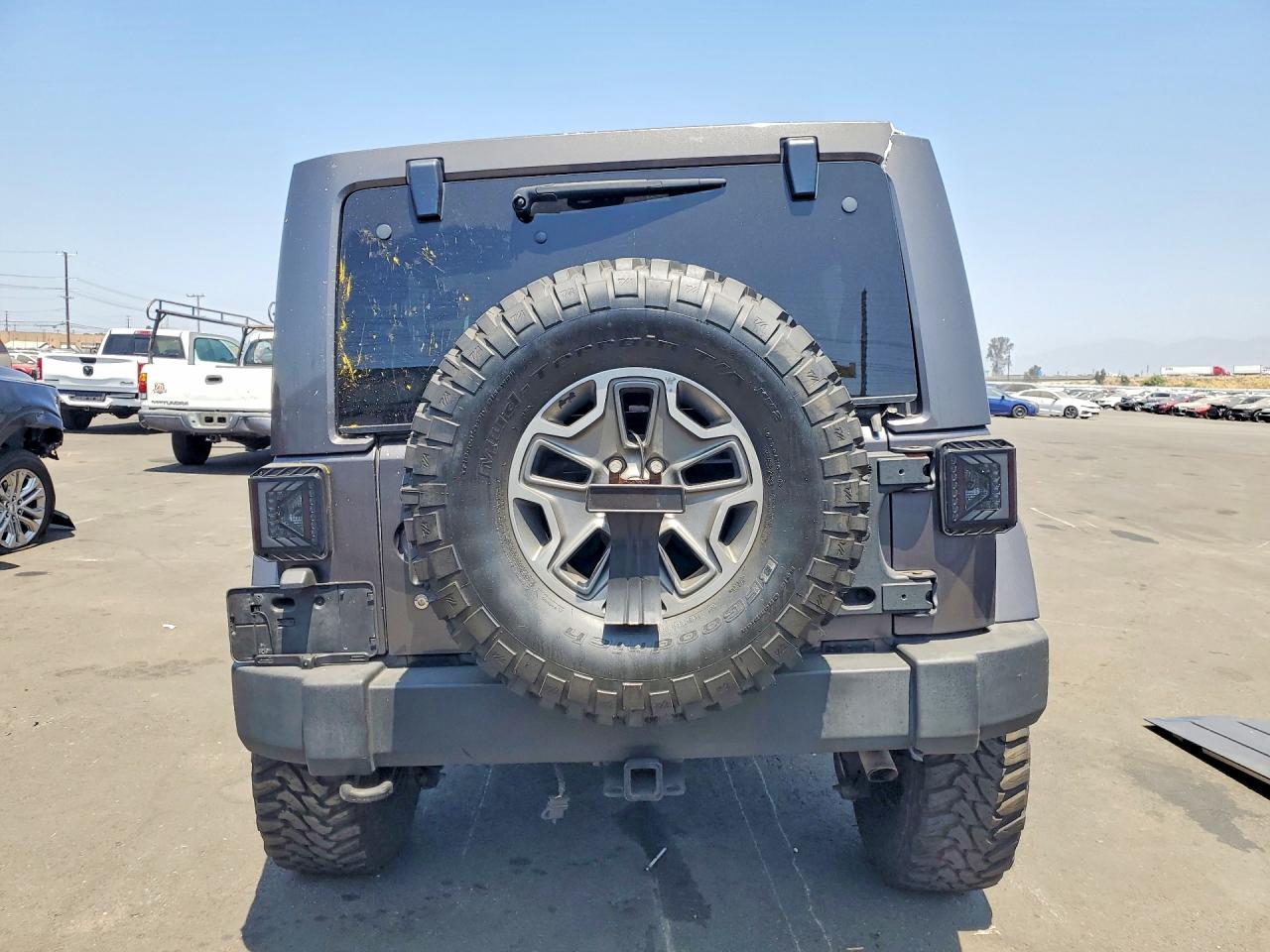2014 Jeep Wrangler Gray vin: 1C4BJWFG2EL256742