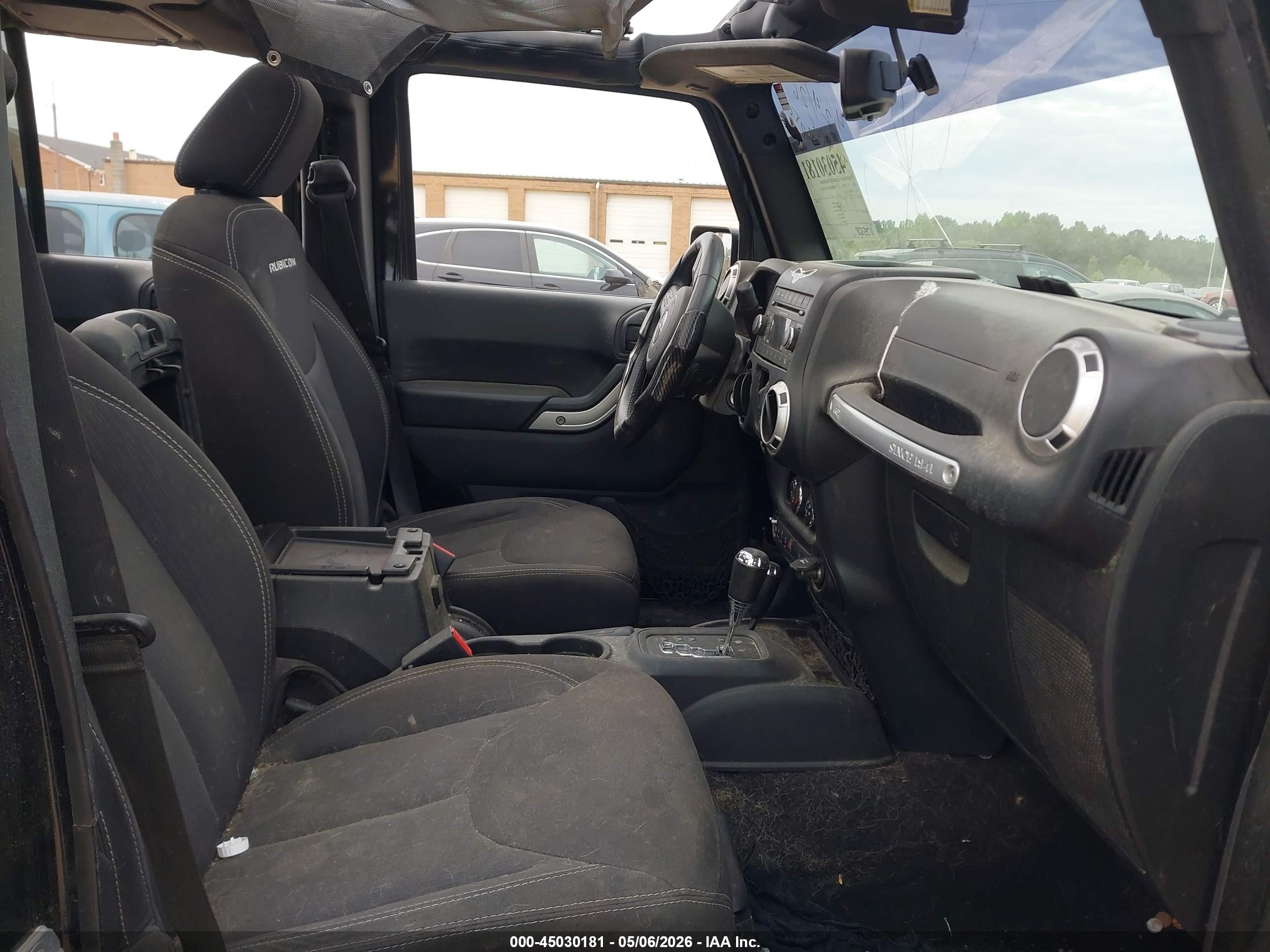 2015 Jeep Wrangler Unlimited Rubicon Black vin: 1C4BJWFG2FL642241