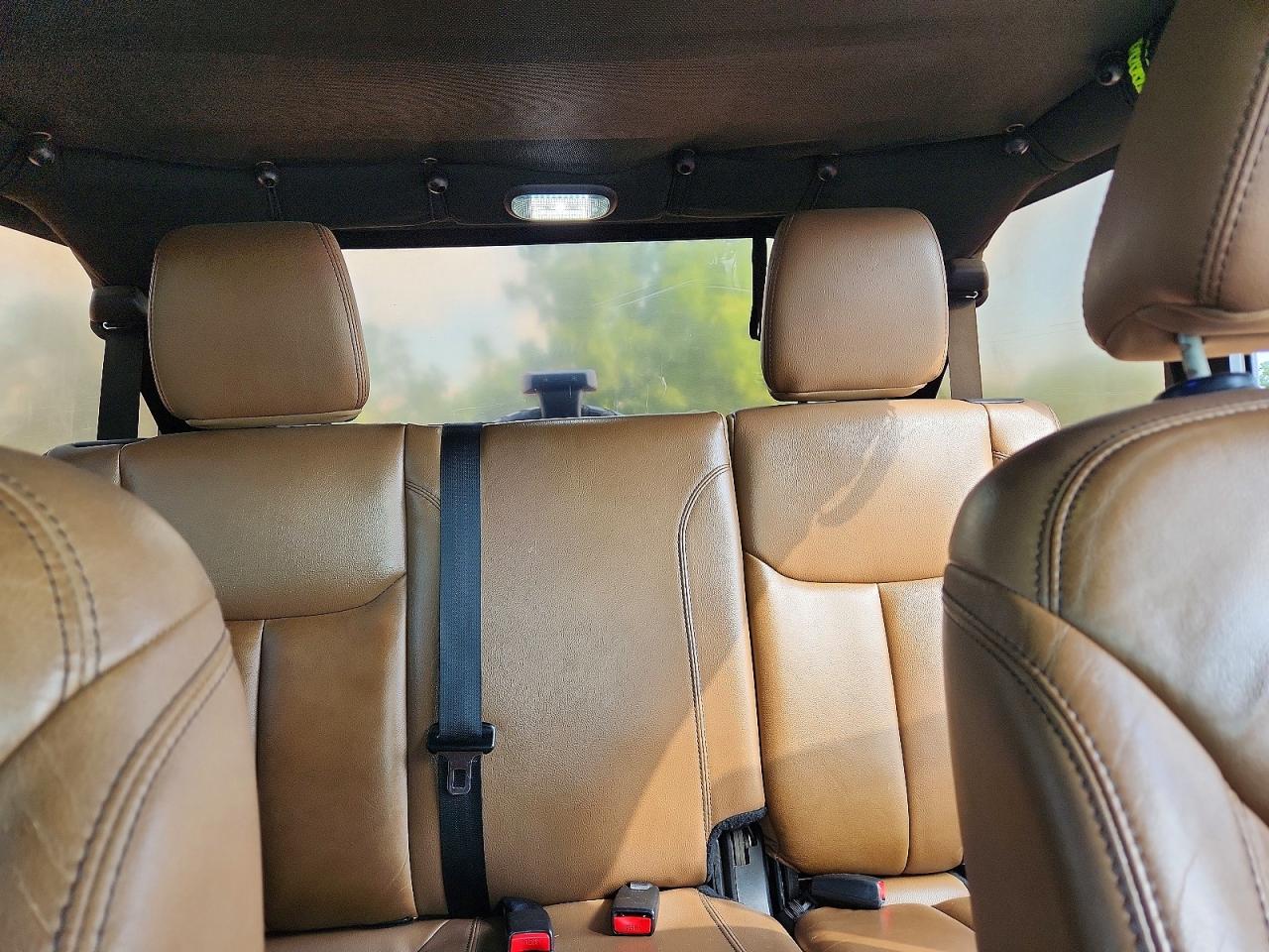 2014 Jeep Wrangler Unlimited Rubicon White vin: 1C4BJWFG3EL118613