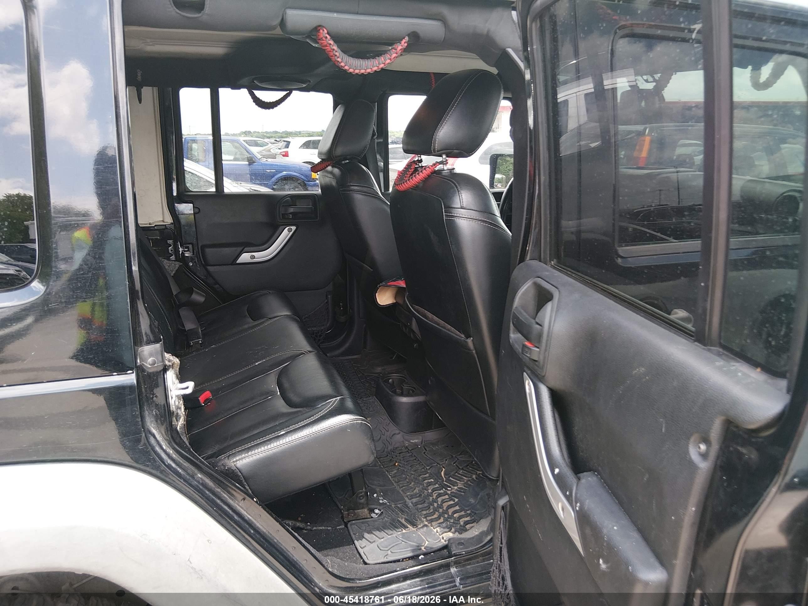 2014 Jeep Wrangler Unlimited Rubicon Black vin: 1C4BJWFG3EL158111