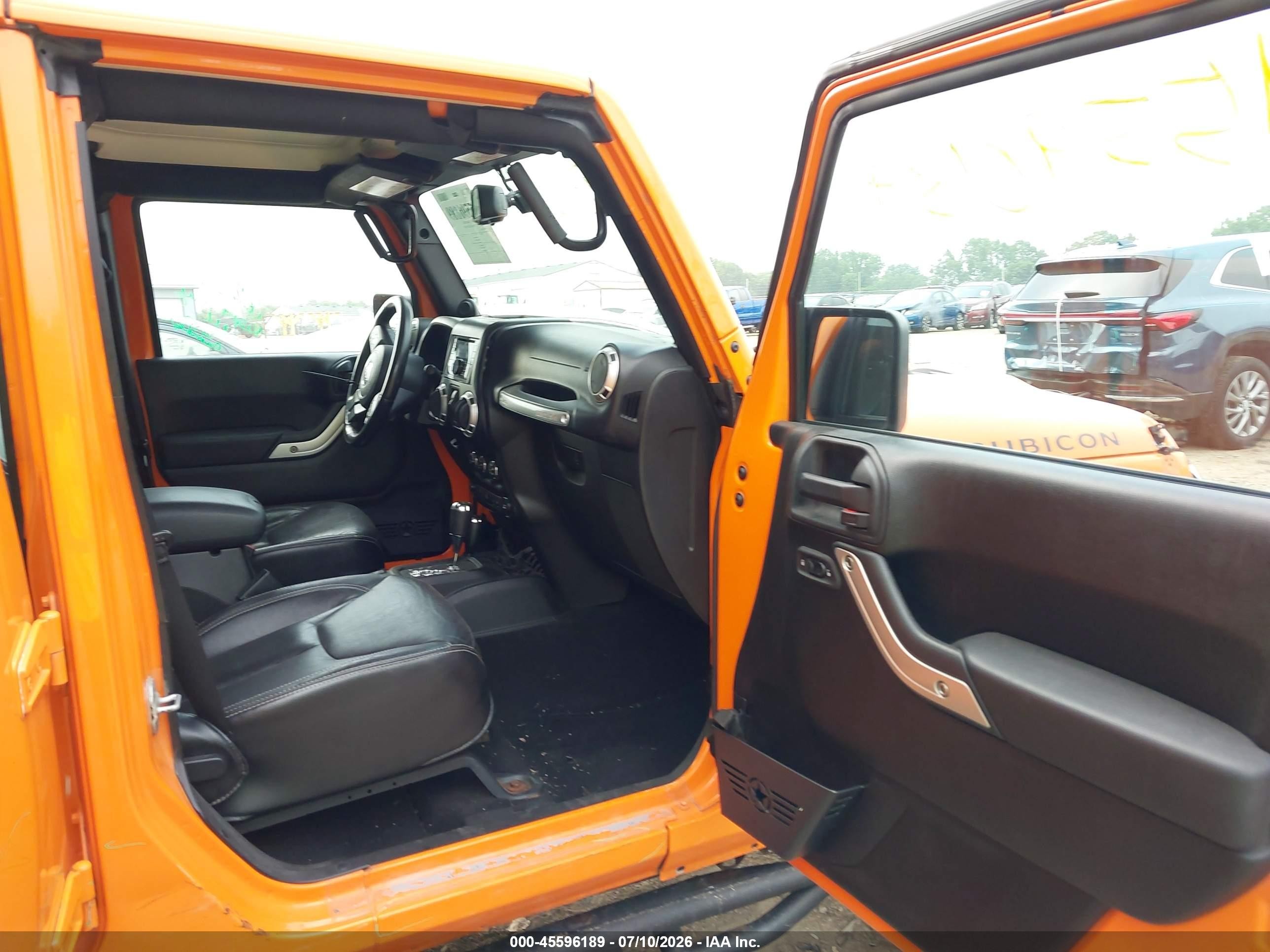2013 Jeep Wrangler Unlimited Rubicon Orange vin: 1C4BJWFG4DL524852