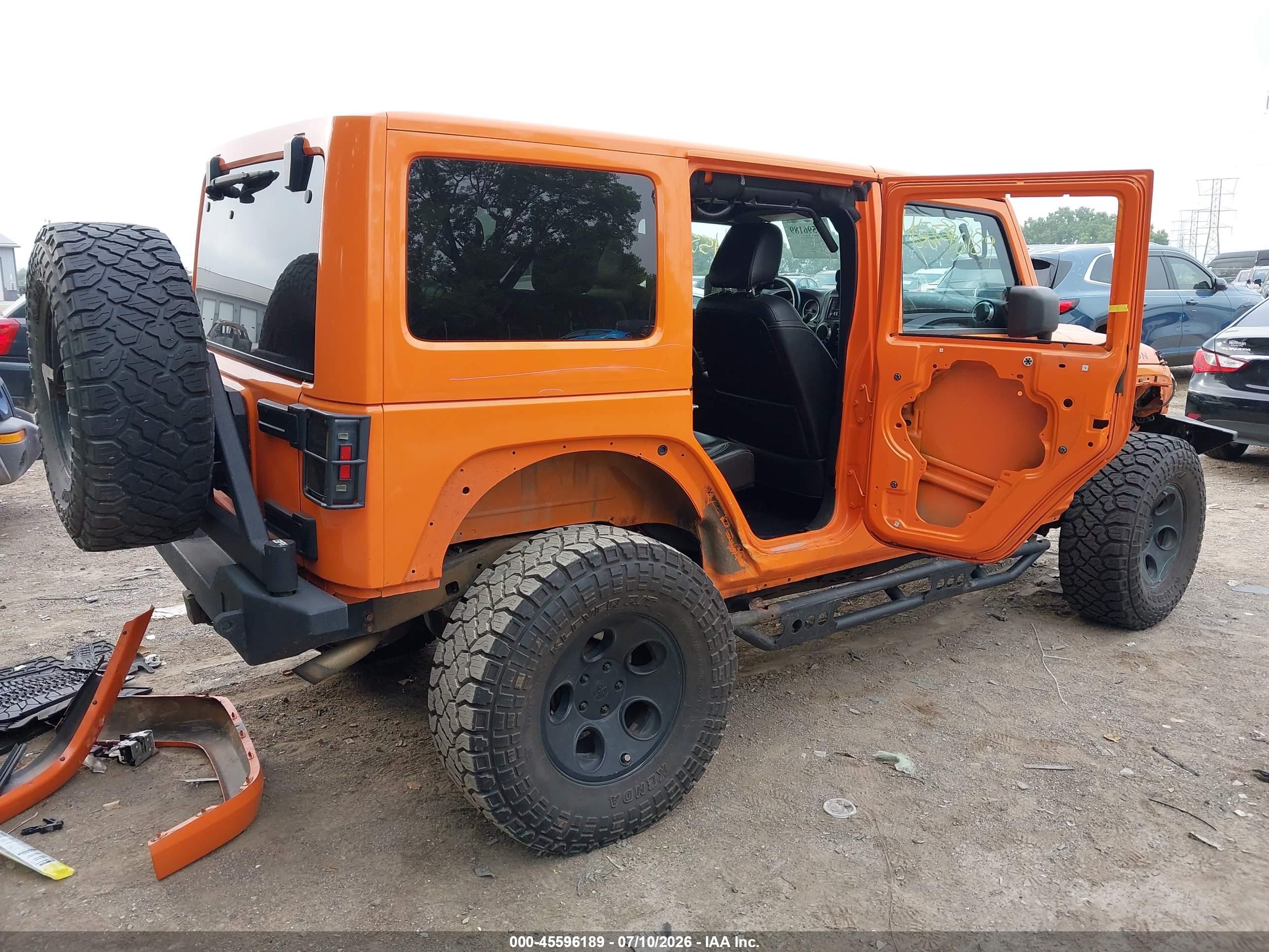 2013 Jeep Wrangler Unlimited Rubicon Orange vin: 1C4BJWFG4DL524852
