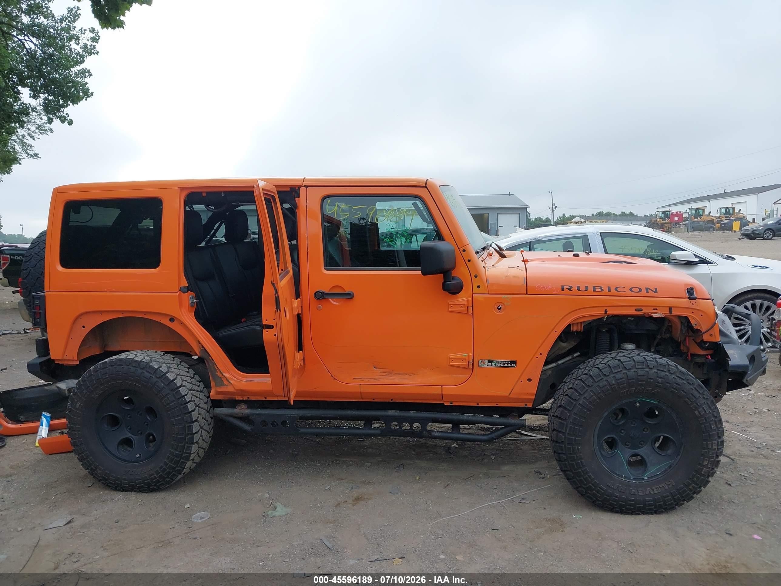 2013 Jeep Wrangler Unlimited Rubicon Orange vin: 1C4BJWFG4DL524852