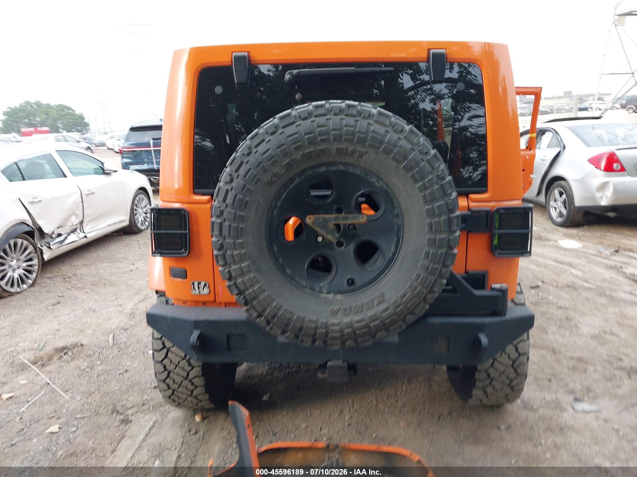 2013 Jeep Wrangler Unlimited Rubicon Orange vin: 1C4BJWFG4DL524852