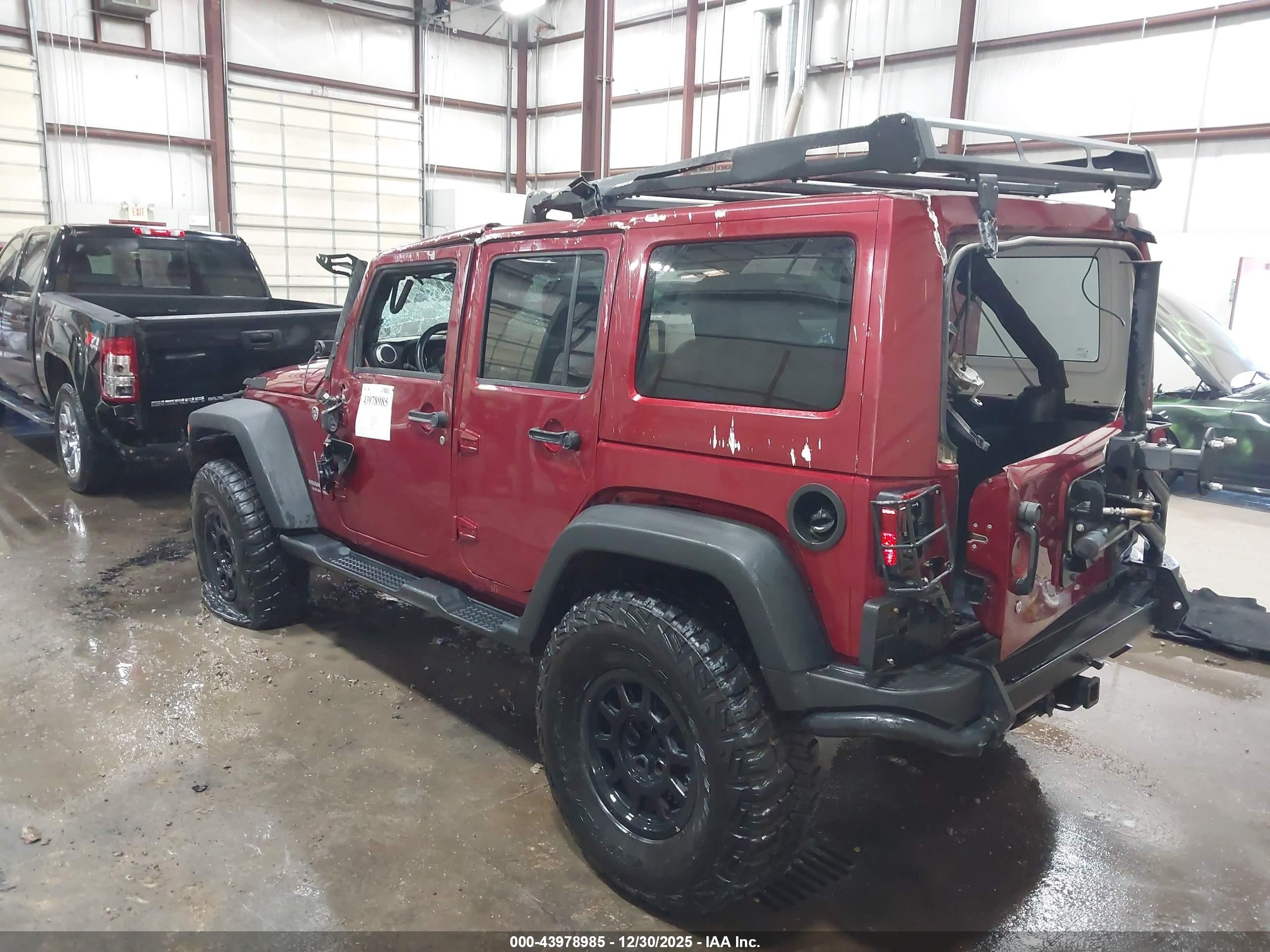 2013 Jeep Wrangler Unlimited Rubicon Red vin: 1C4BJWFG4DL598983