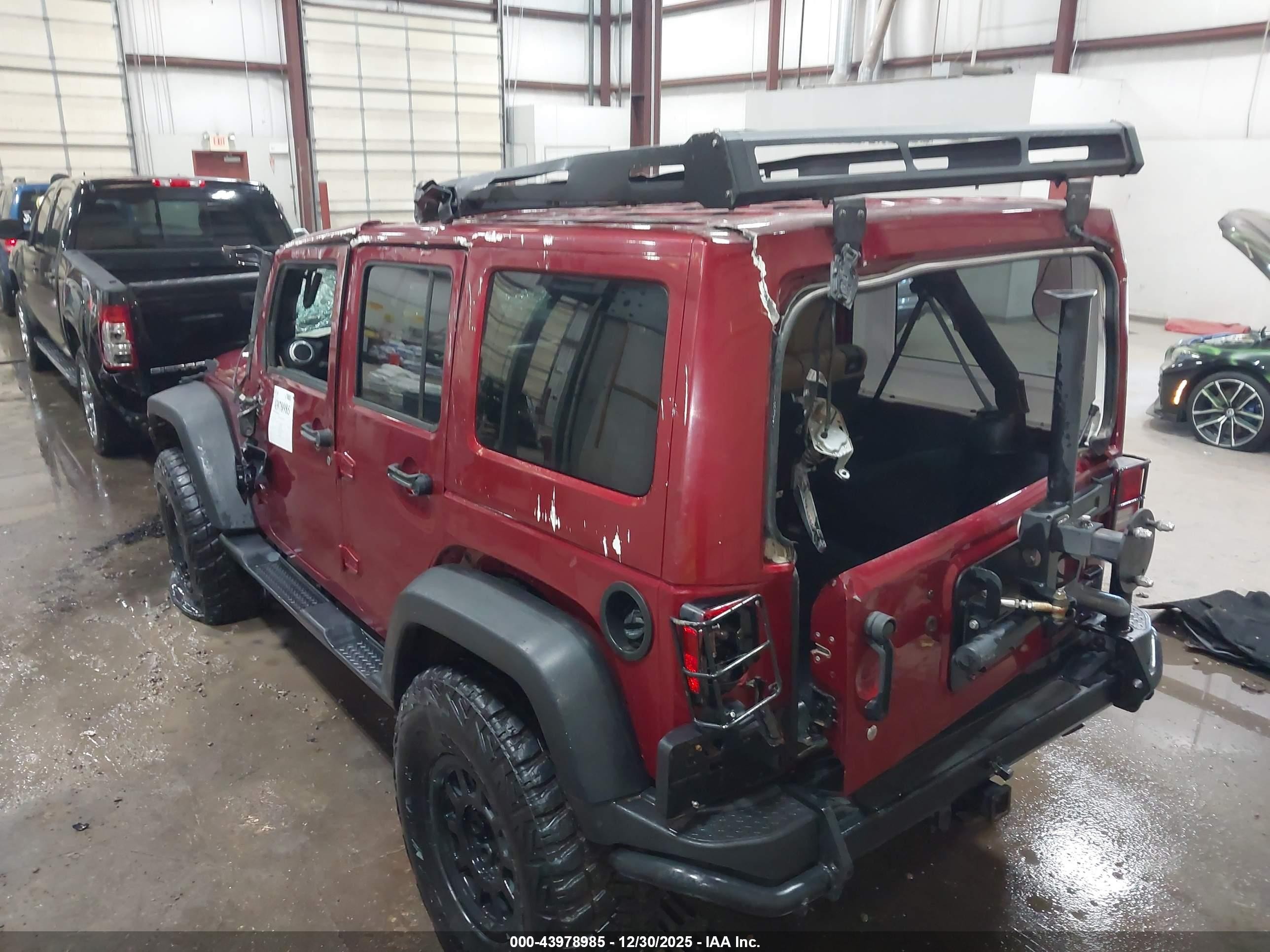 2013 Jeep Wrangler Unlimited Rubicon Red vin: 1C4BJWFG4DL598983