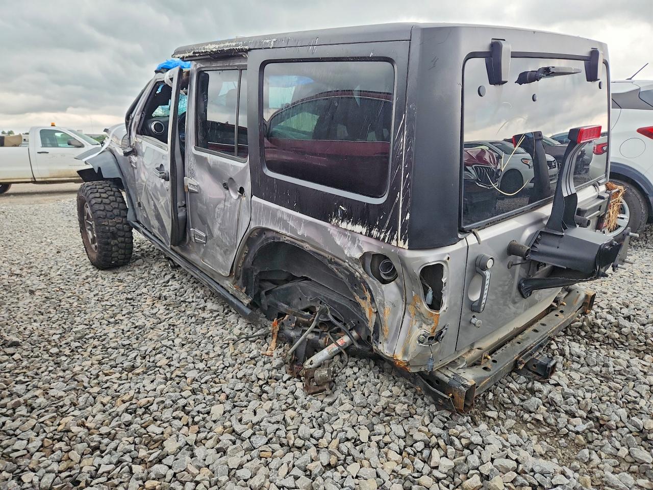 2014 Jeep Wrangler Unlimited Rubicon Серебряный vin: 1C4BJWFG4EL105398