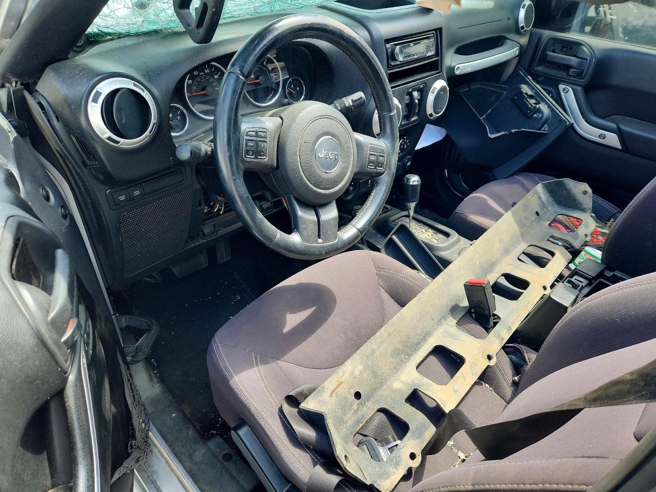2014 Jeep Wrangler Unlimited Rubicon Серебряный vin: 1C4BJWFG4EL105398