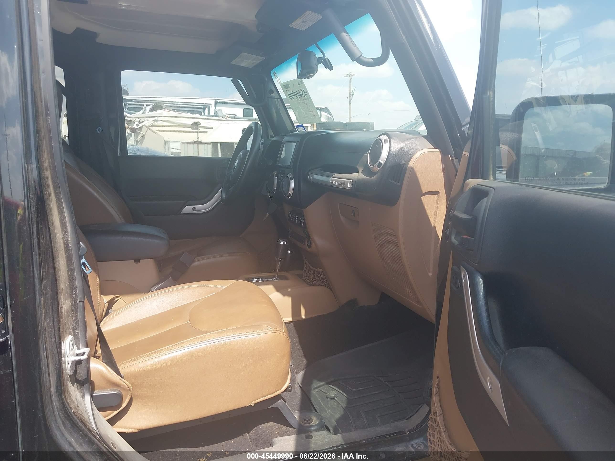 2014 Jeep Wrangler Unlimited Rubicon Black vin: 1C4BJWFG4EL182904