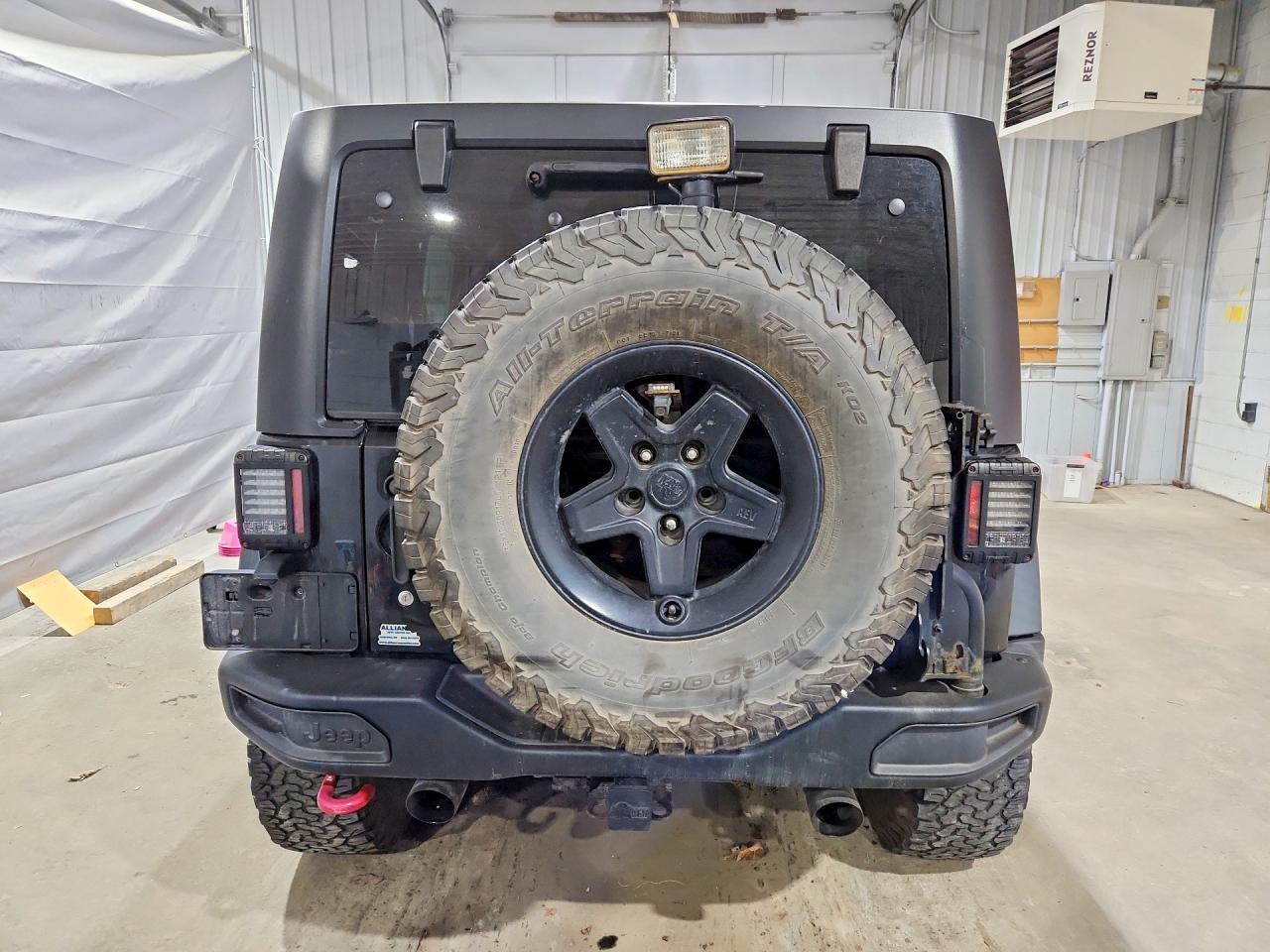 2015 Jeep Wrangler Unlimited Rubicon Black vin: 1C4BJWFG4FL725086