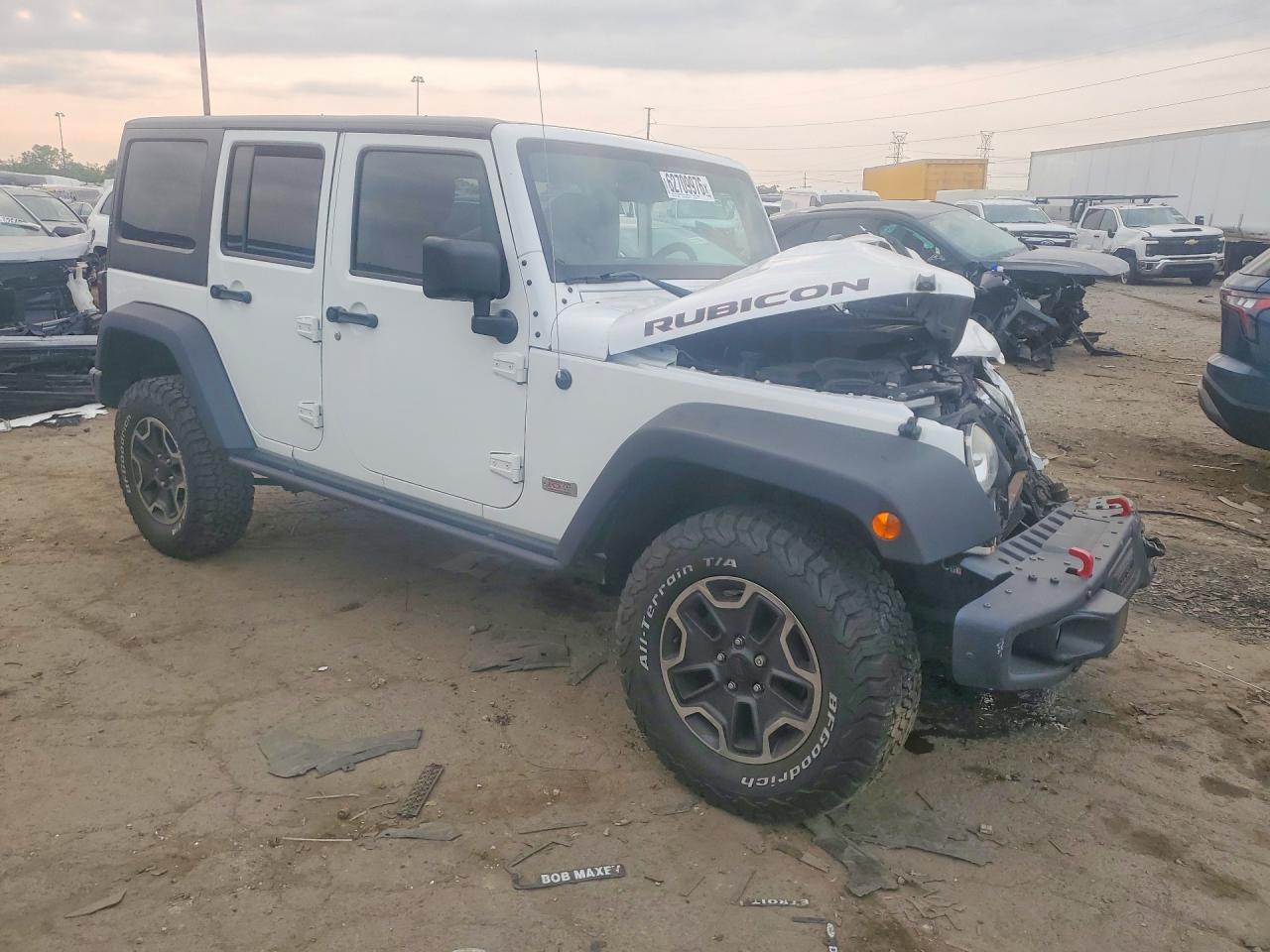 2013 Jeep Wrangler Unlimited Rubicon White vin: 1C4BJWFG5DL702848