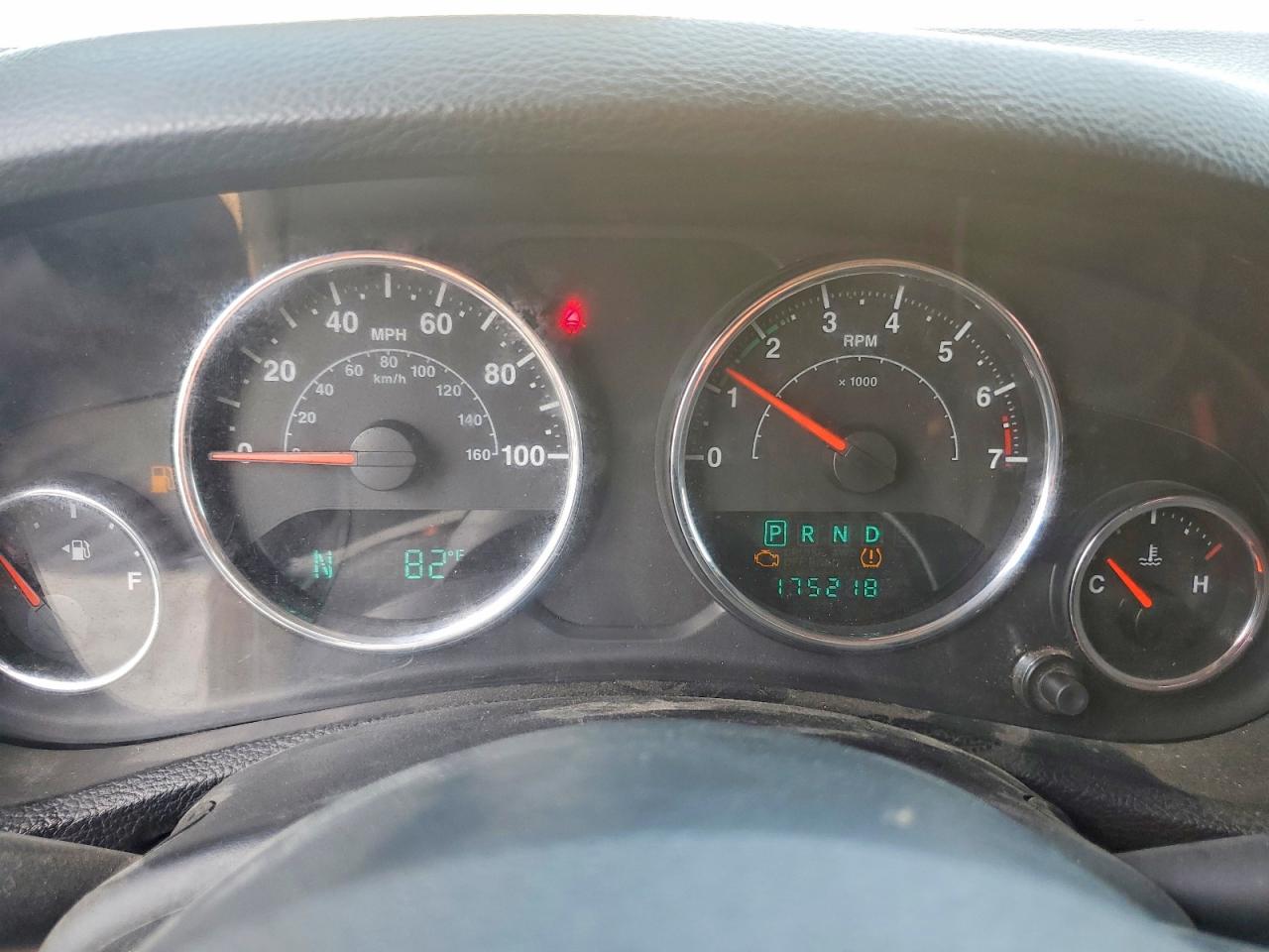 2014 Jeep Wrangler Unlimited Rubicon Желто-коричневый vin: 1C4BJWFG5EL101375