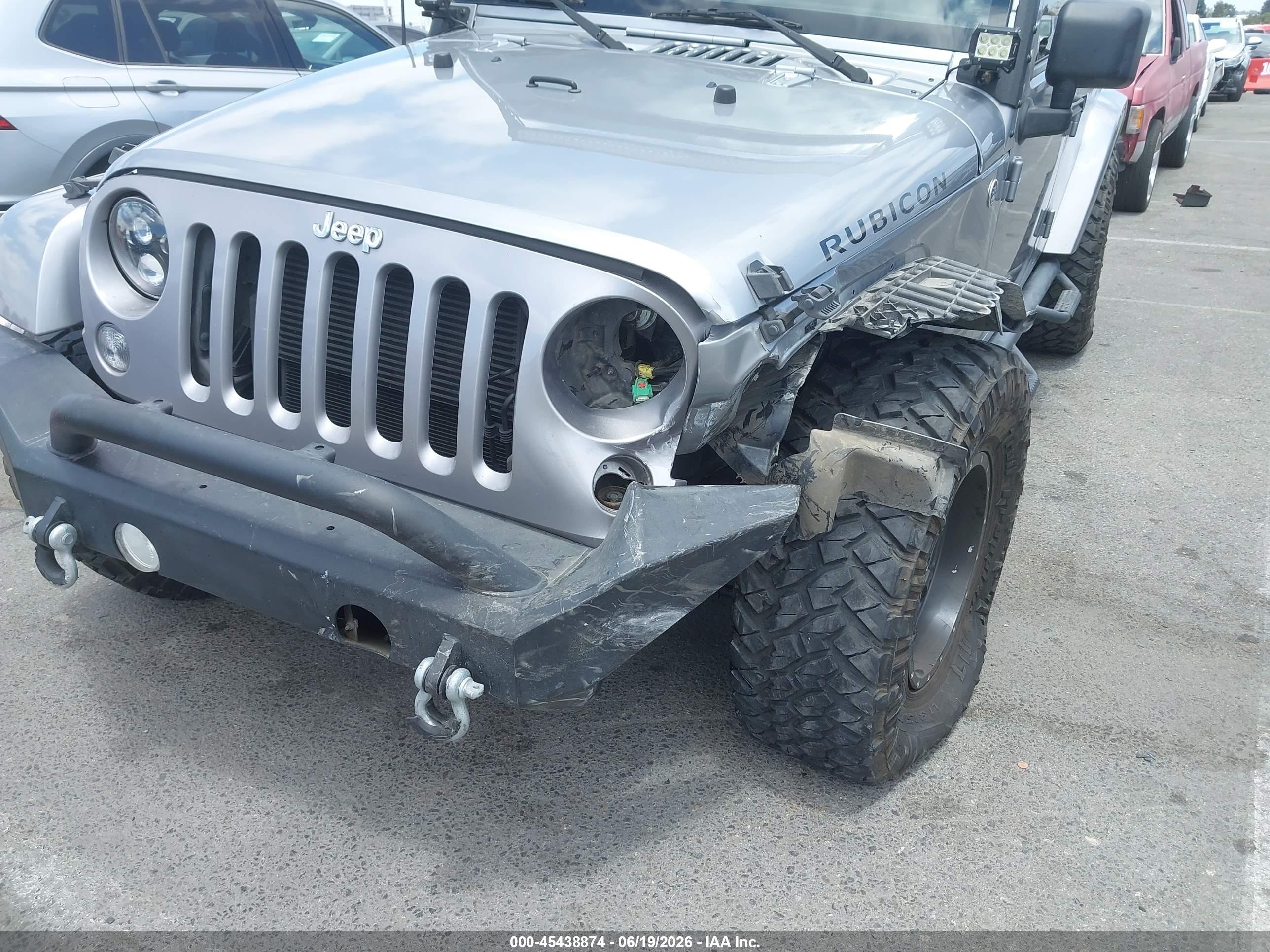 2014 Jeep Wrangler Unlimited Rubicon Silver vin: 1C4BJWFG5EL120203