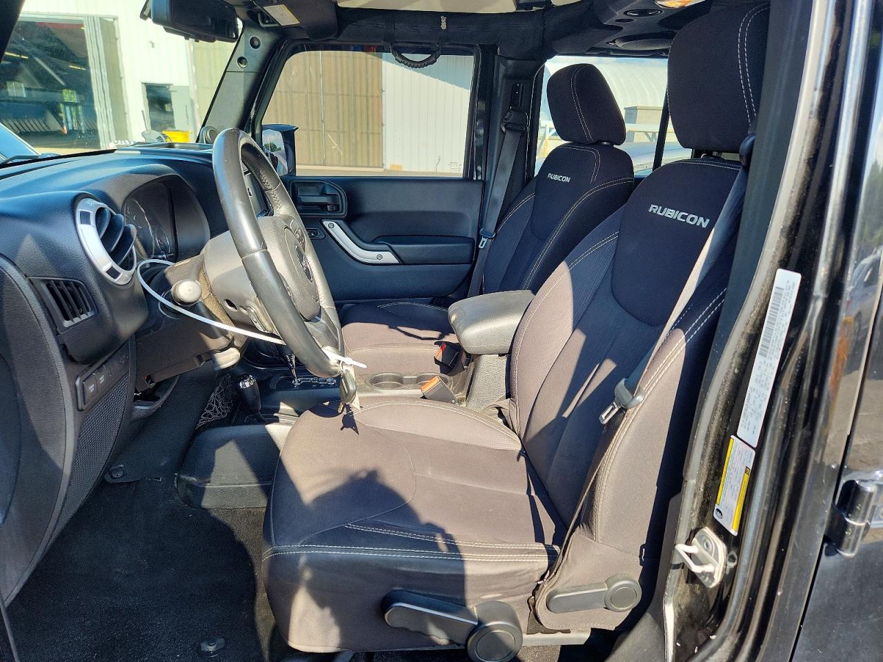 2014 Jeep Wrangler Unlimited Rubicon Black vin: 1C4BJWFG5EL133663