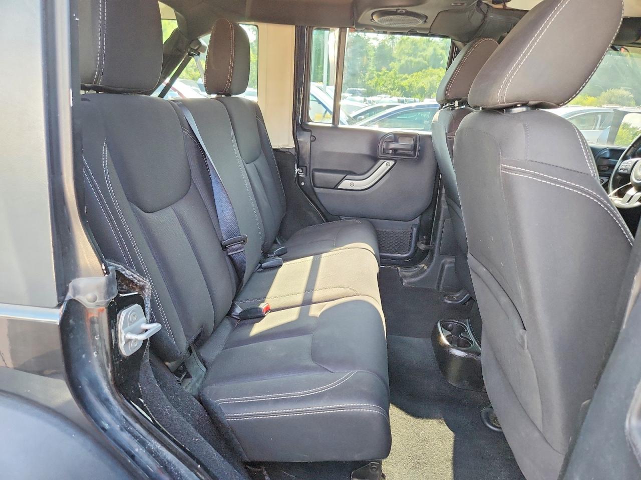 2014 Jeep Wrangler Unlimited Rubicon Black vin: 1C4BJWFG5EL133663