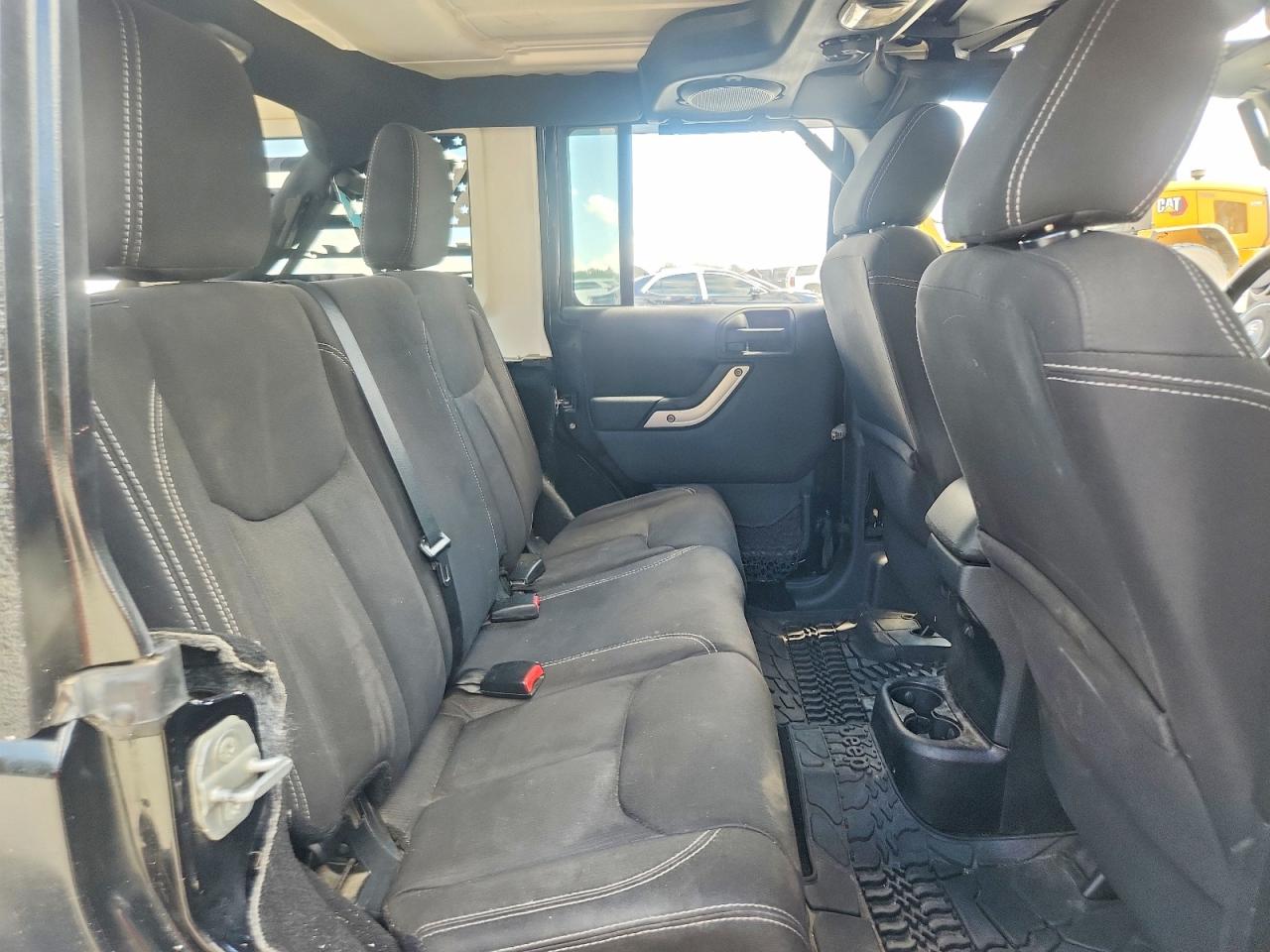 2014 Jeep Wrangler Unlimited Black vin: 1C4BJWFG5EL163598