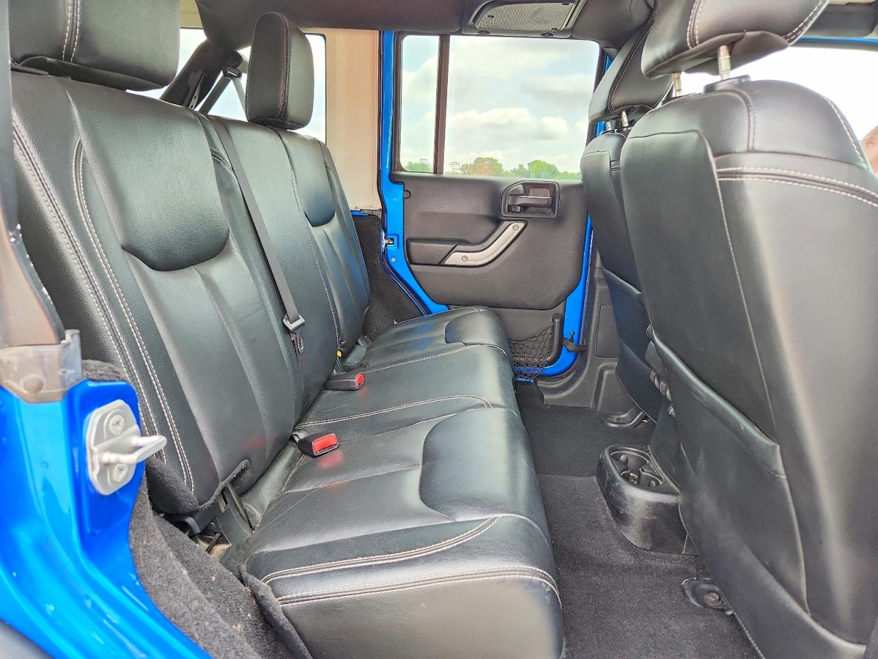 2015 Jeep Wrangler Unlimited Rubicon Blue vin: 1C4BJWFG5FL636062